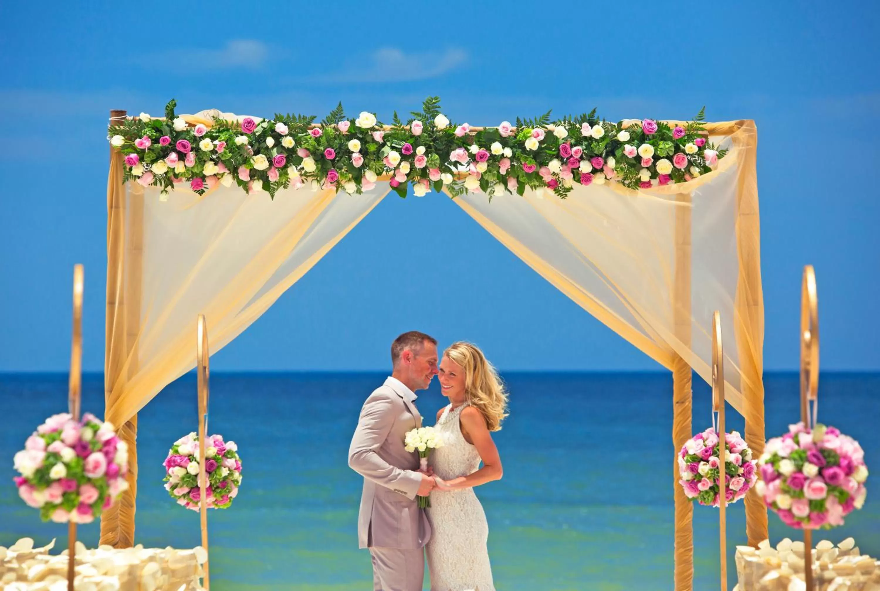 Area and facilities in Royalton Riviera Cancun, An Autograph Collection All-Inclusive Resort & Casino