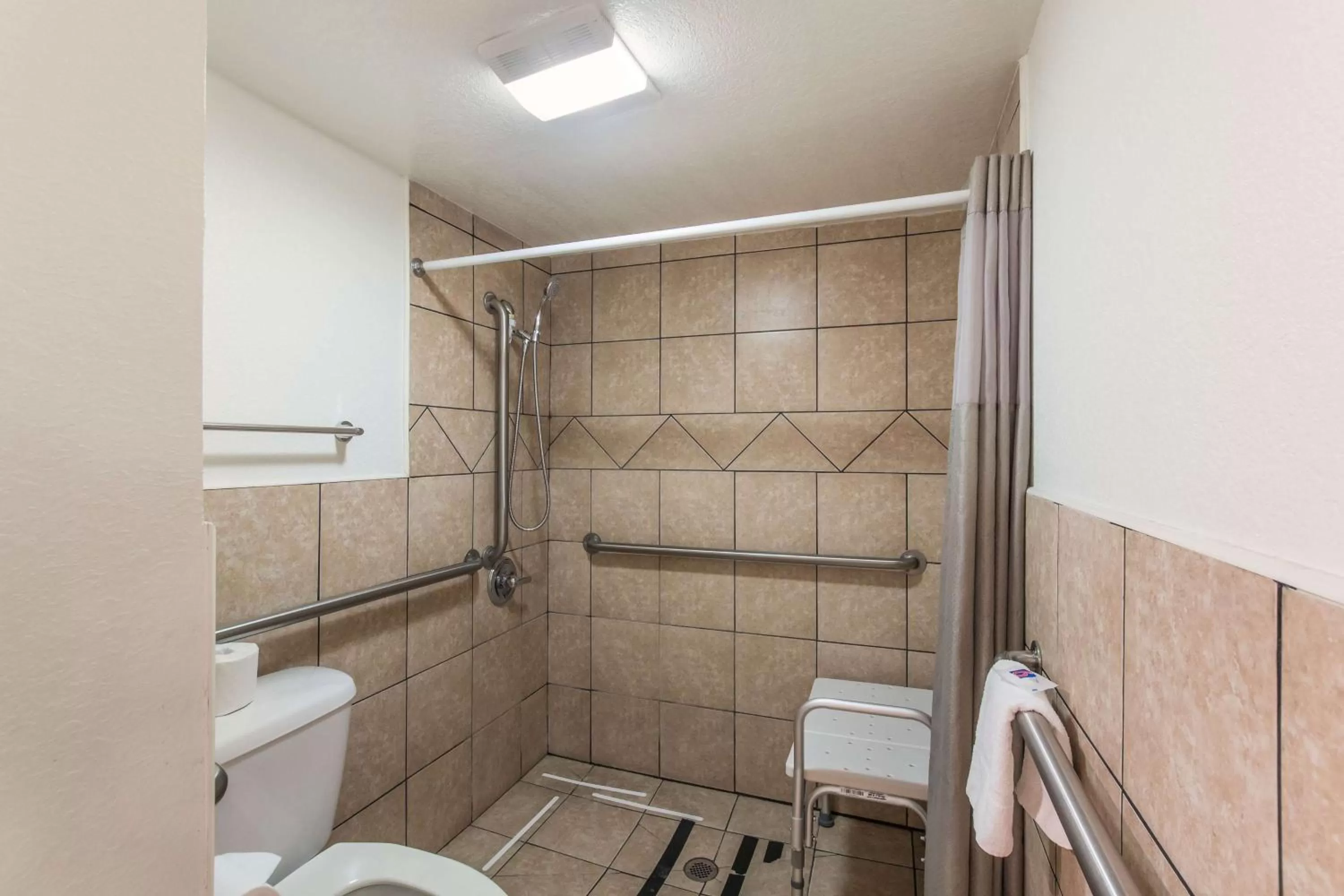 Bathroom in Motel 6 Hemet