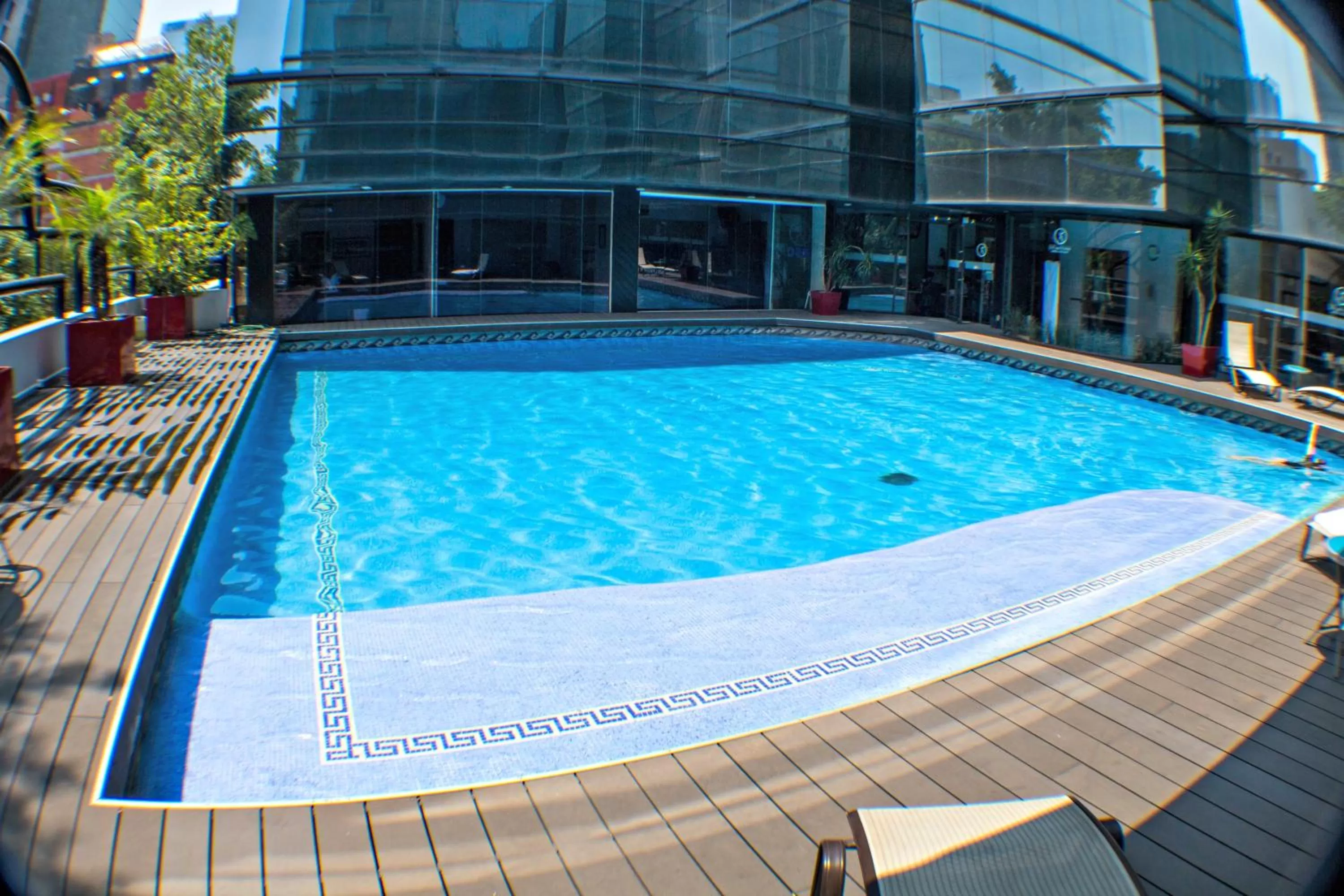 Pool view in Hotel Park Nilo Reforma