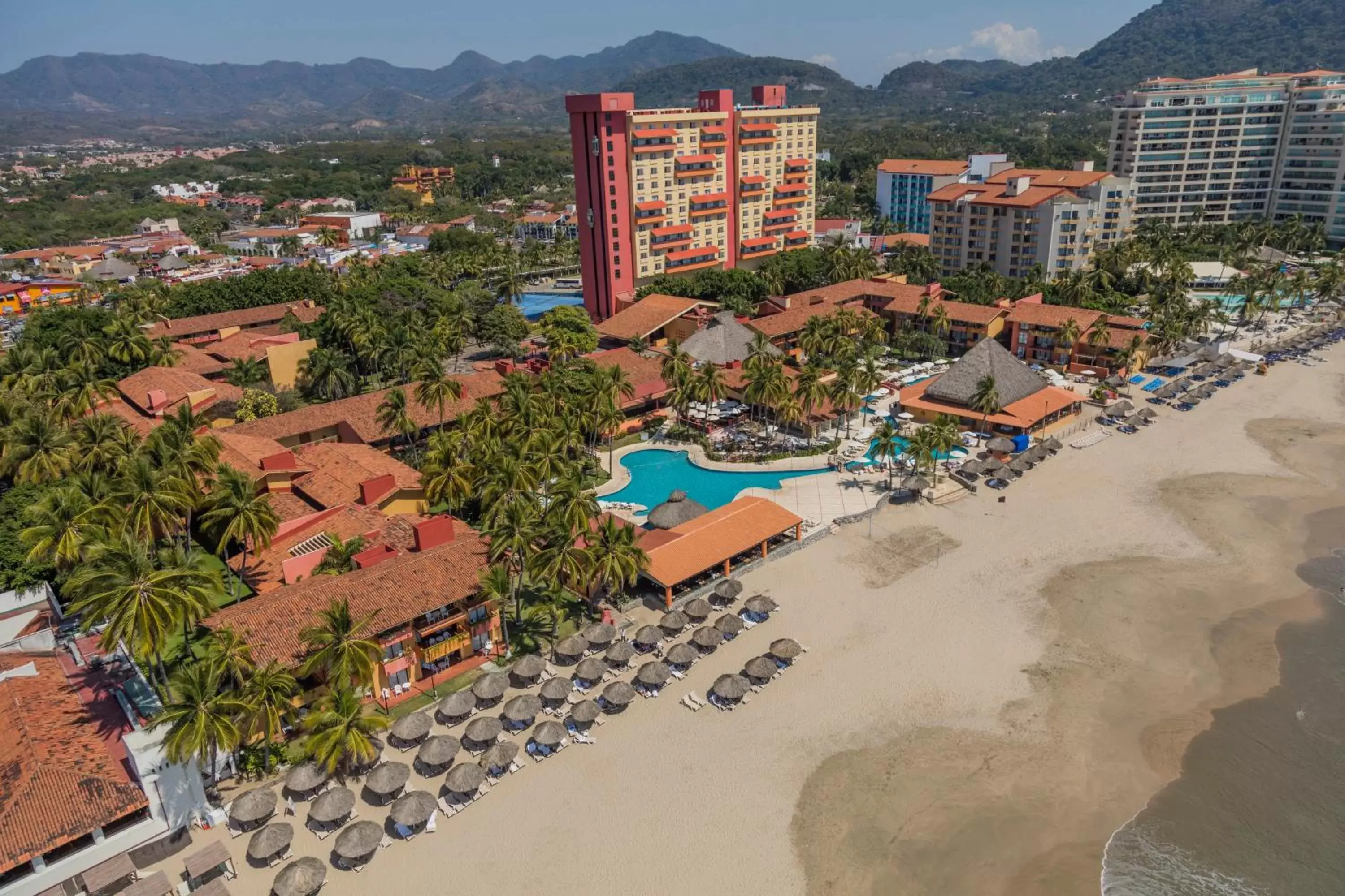 Property building, Bird's-eye View in Holiday Inn Resort Ixtapa All-Inclusive, an IHG Hotel