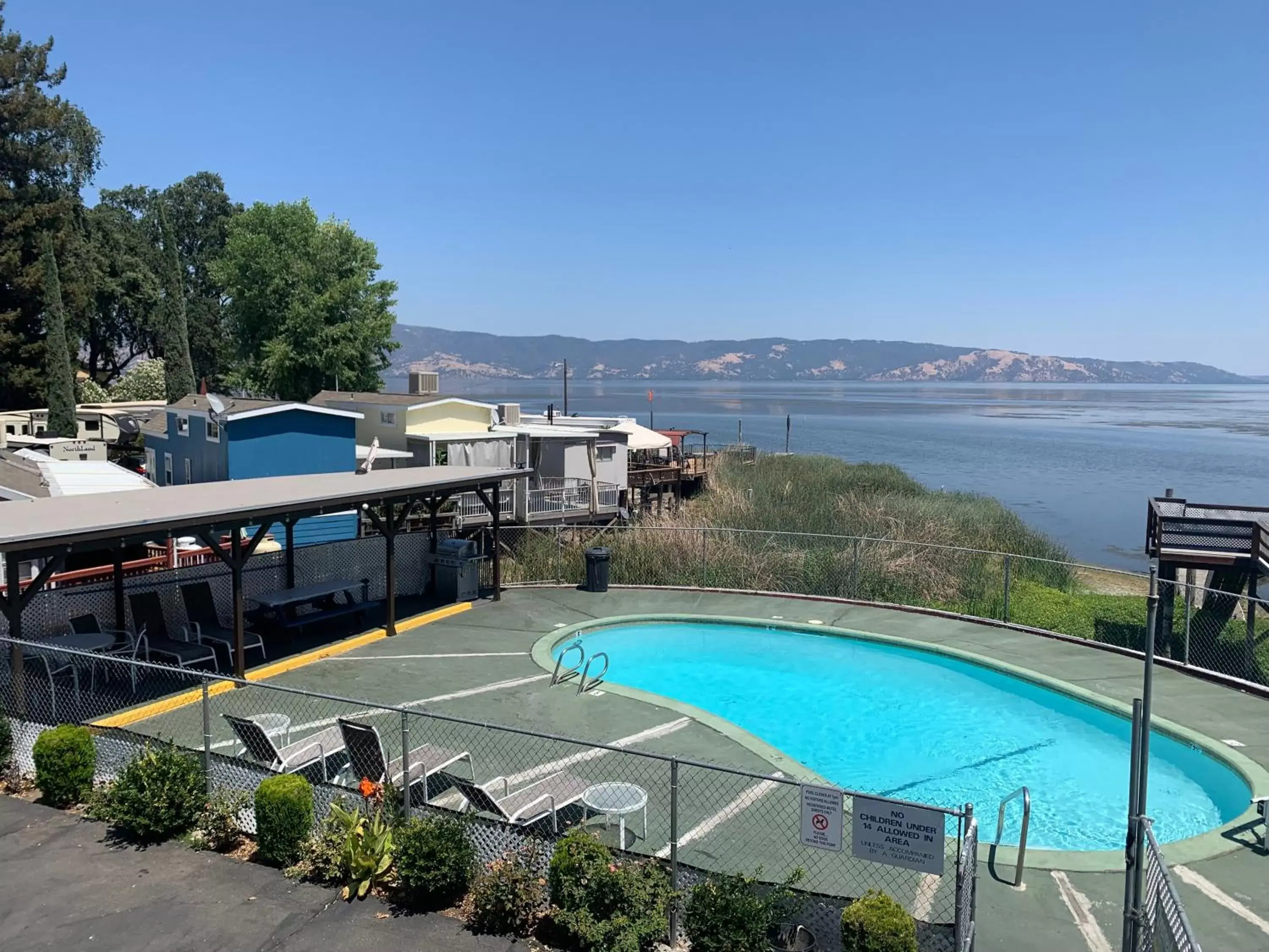 Swimming pool, Pool View in Regency Inn Lakeport