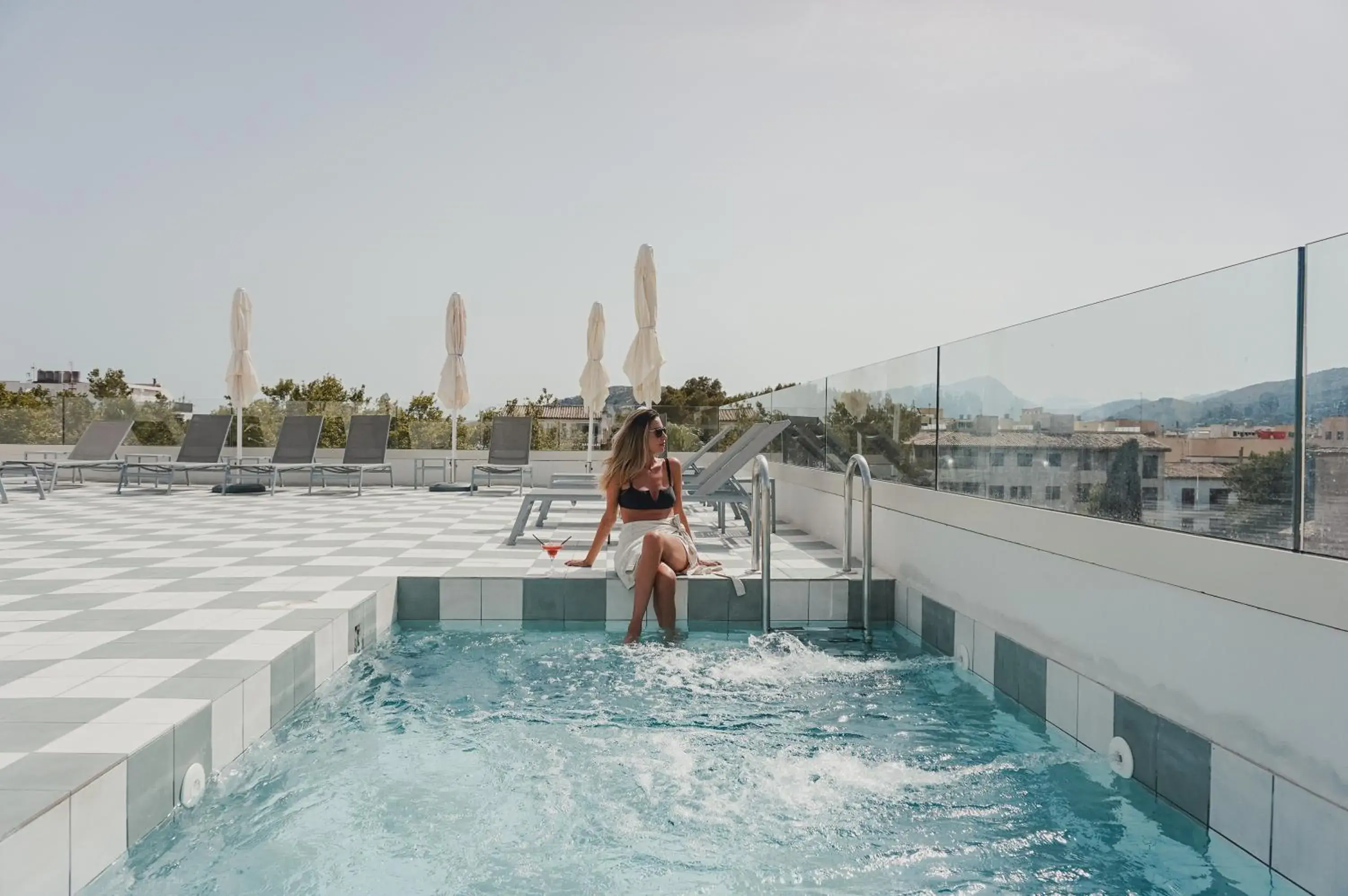 Swimming pool in Hoposa Cultural Boutique