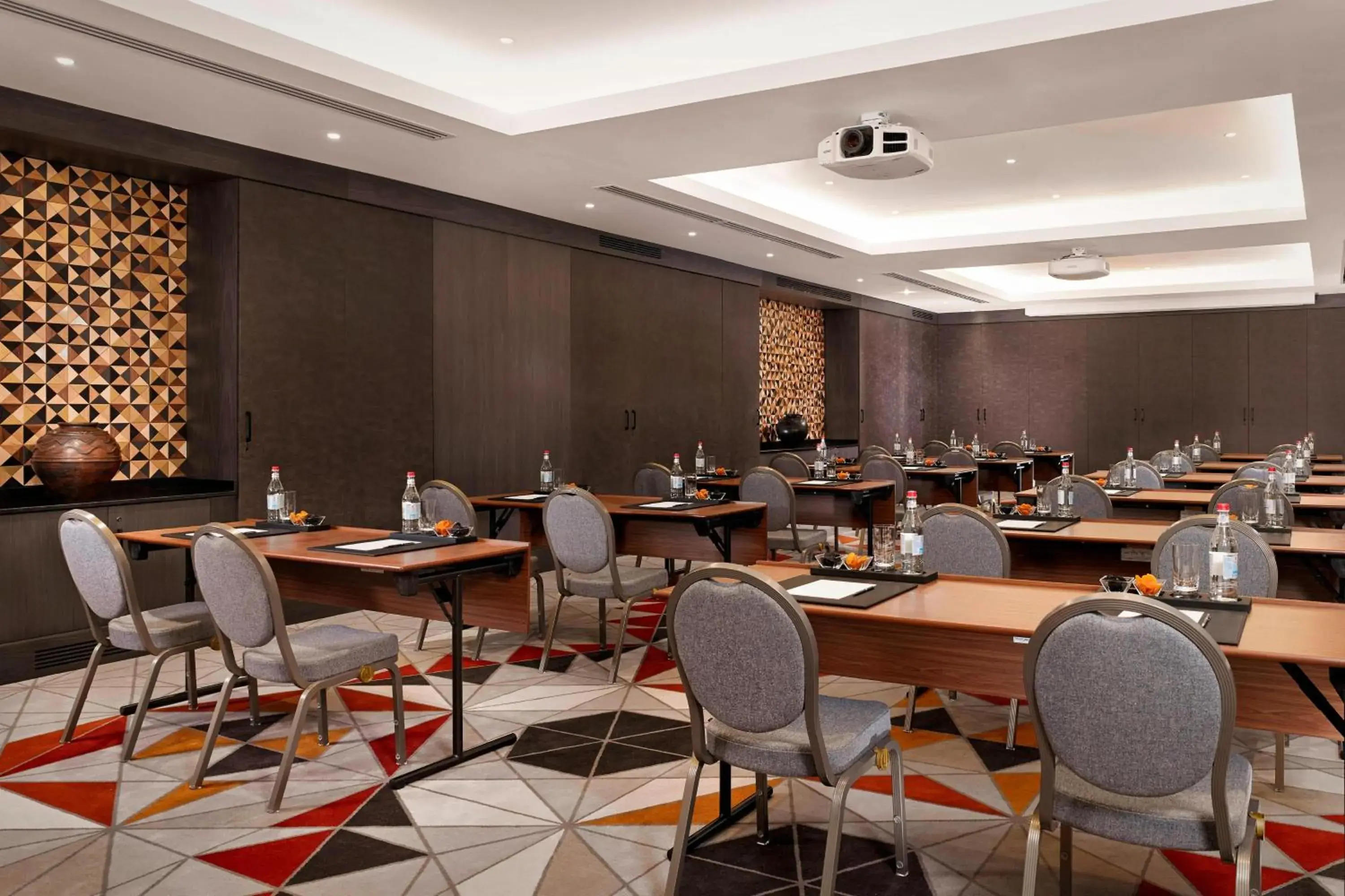 Meeting/conference room, Restaurant/Places to Eat in The Alexander, a Luxury Collection Hotel, Yerevan