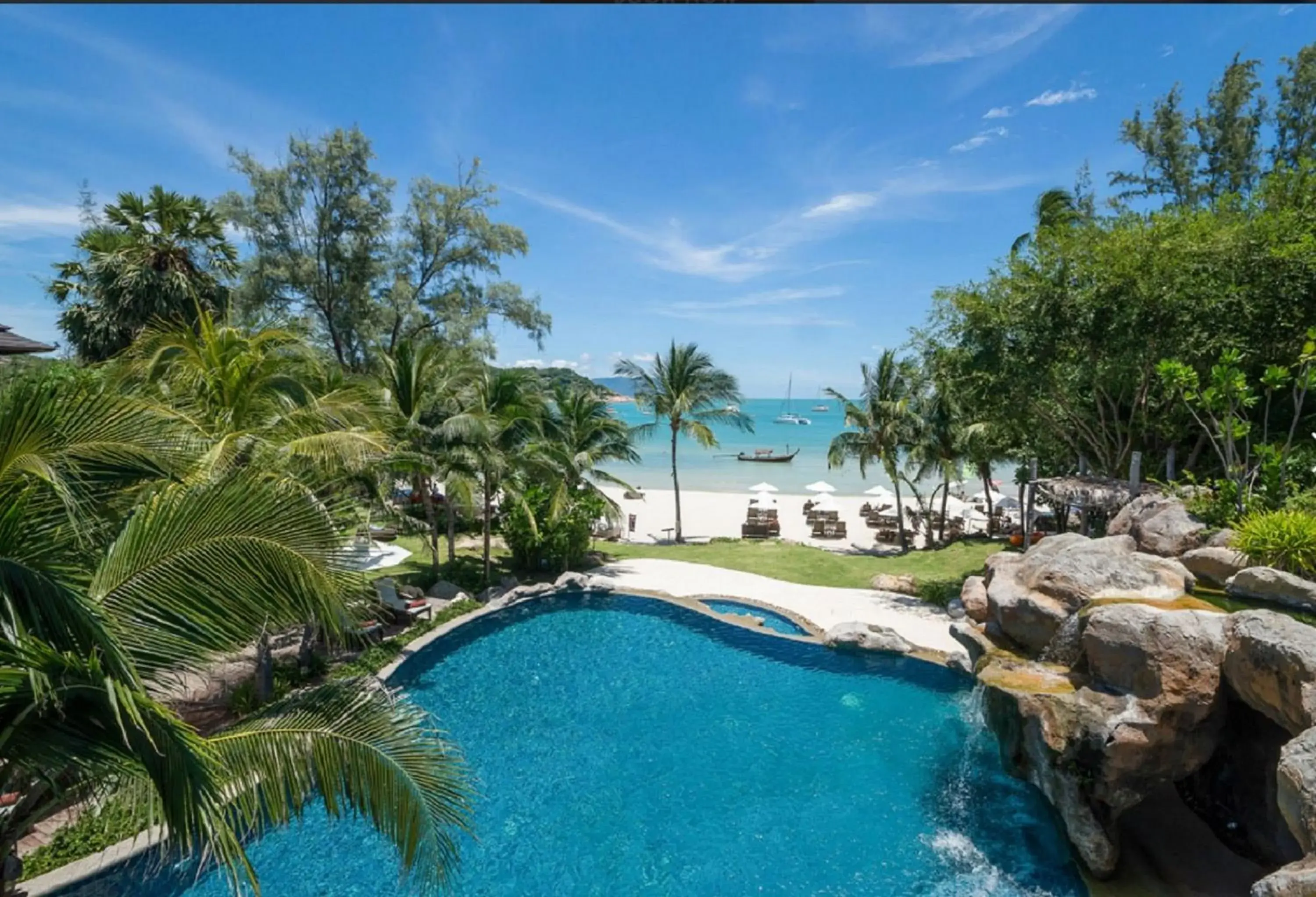 Beach, Swimming Pool in Royal Muang Samui Villas - SHA Extra Plus