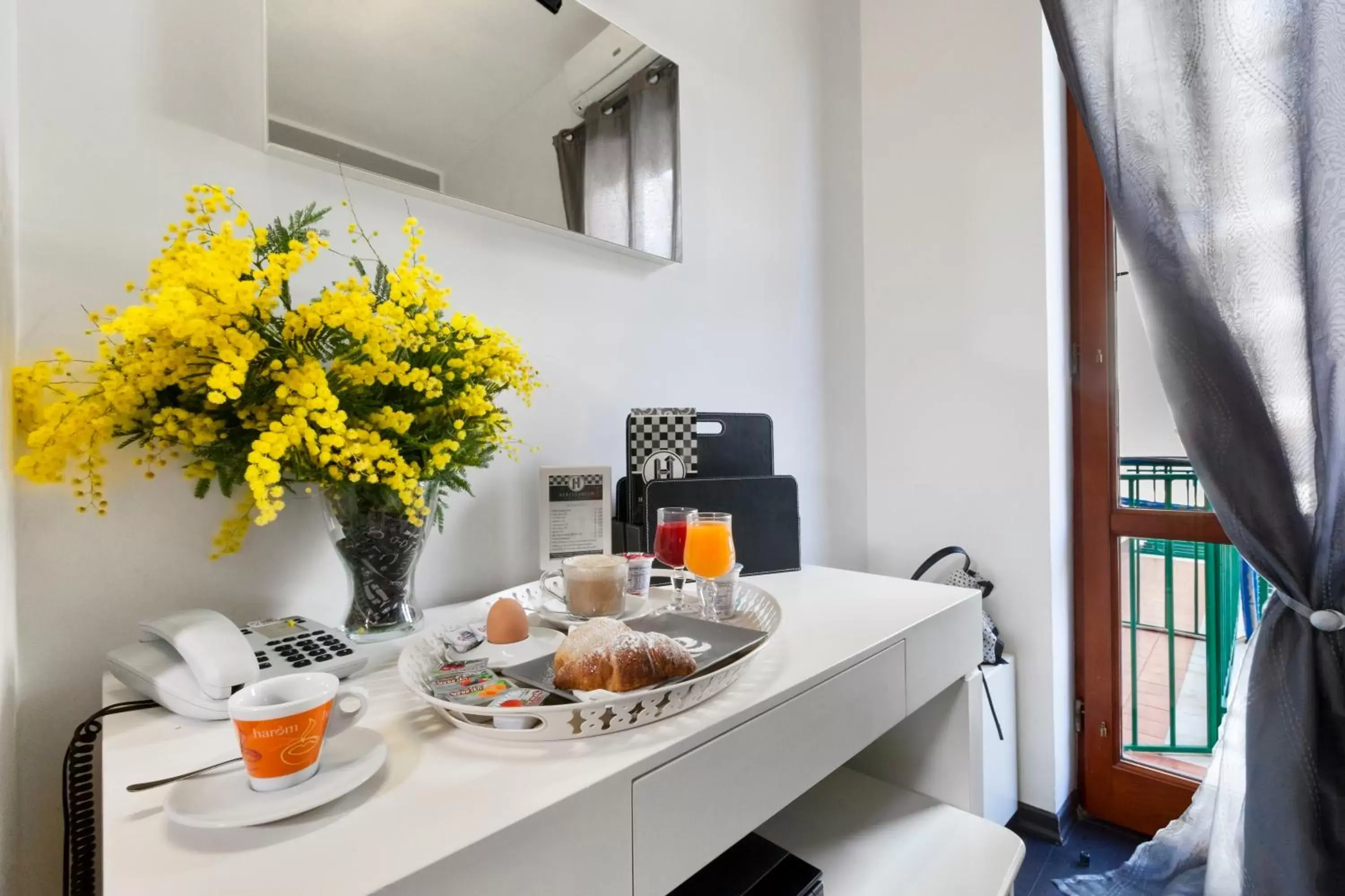 Breakfast in Hotel Herculaneum Breakfast in Hotel Herculaneum