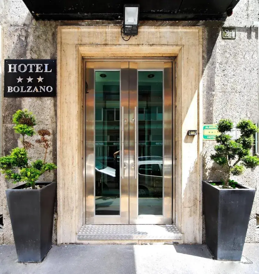 Property building, Facade/Entrance in Hotel Bolzano