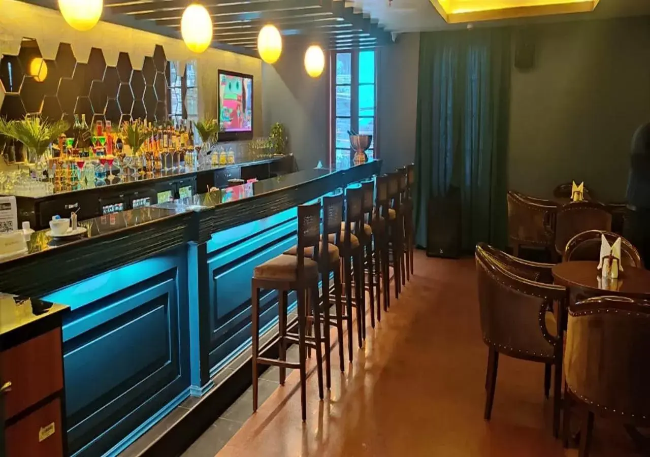 Lounge or bar in Hotel Cachar Club Lounge or bar in Hotel Cachar Club