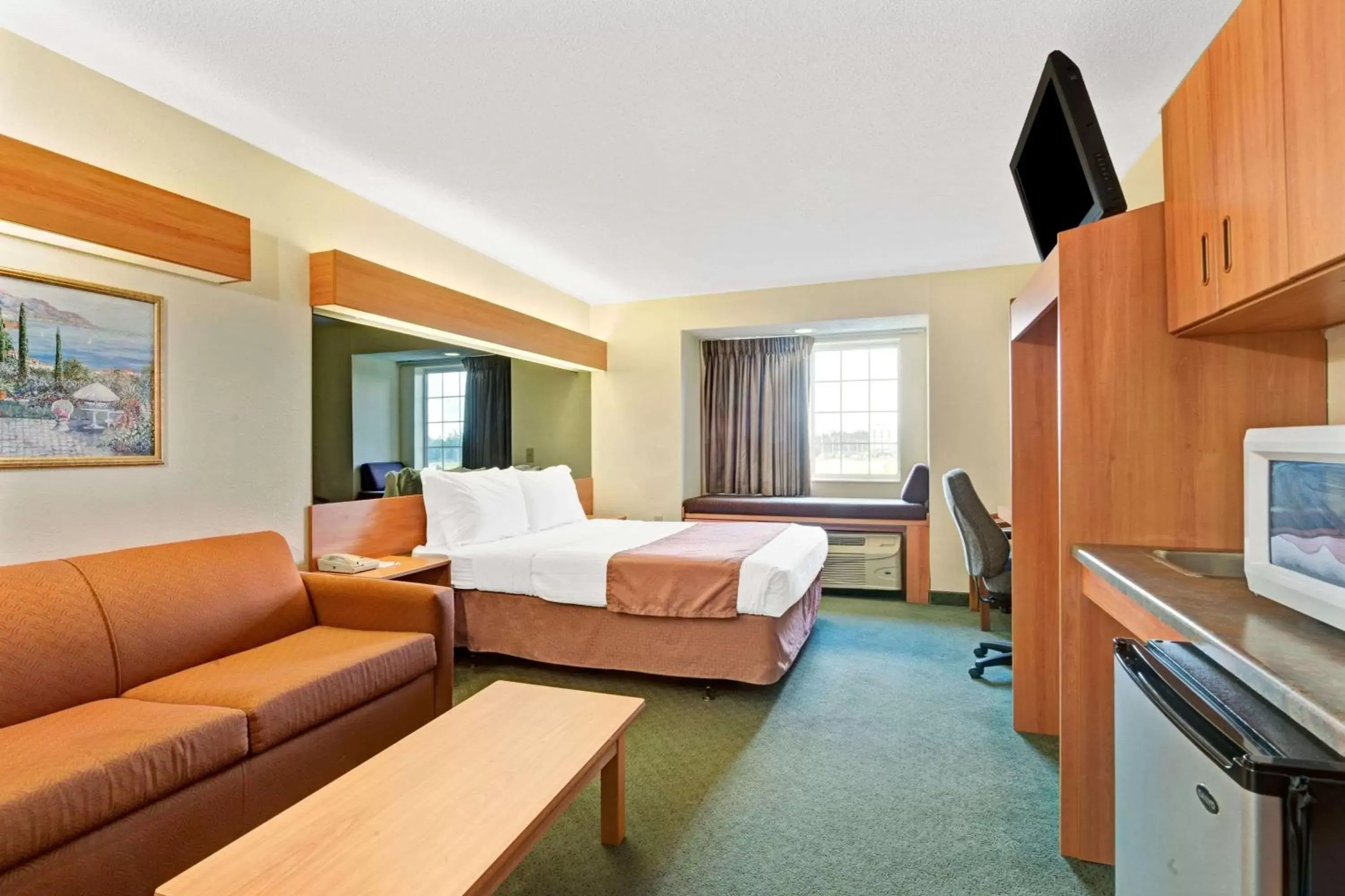 Photo of the whole room in Microtel Inn and Suites by Wyndham - Cordova