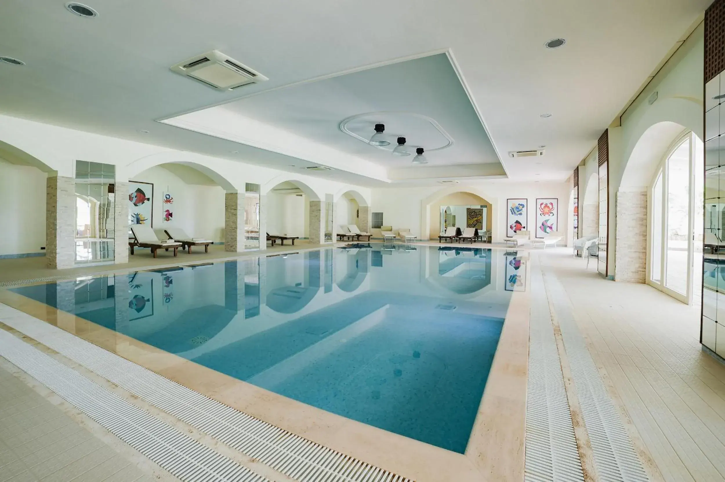 Swimming Pool in Hotel Il Melograno