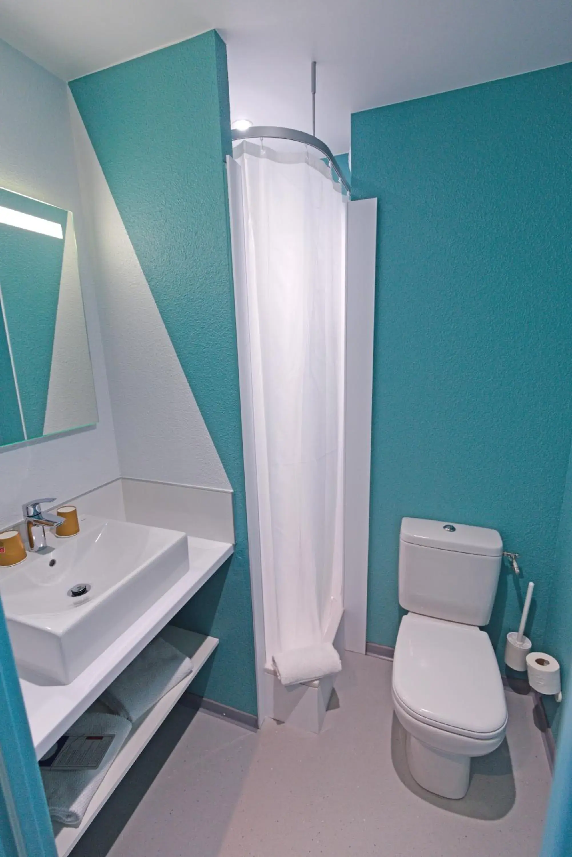 Toilet, Bathroom in ibis Budget La Teste Bassin d'Arcachon