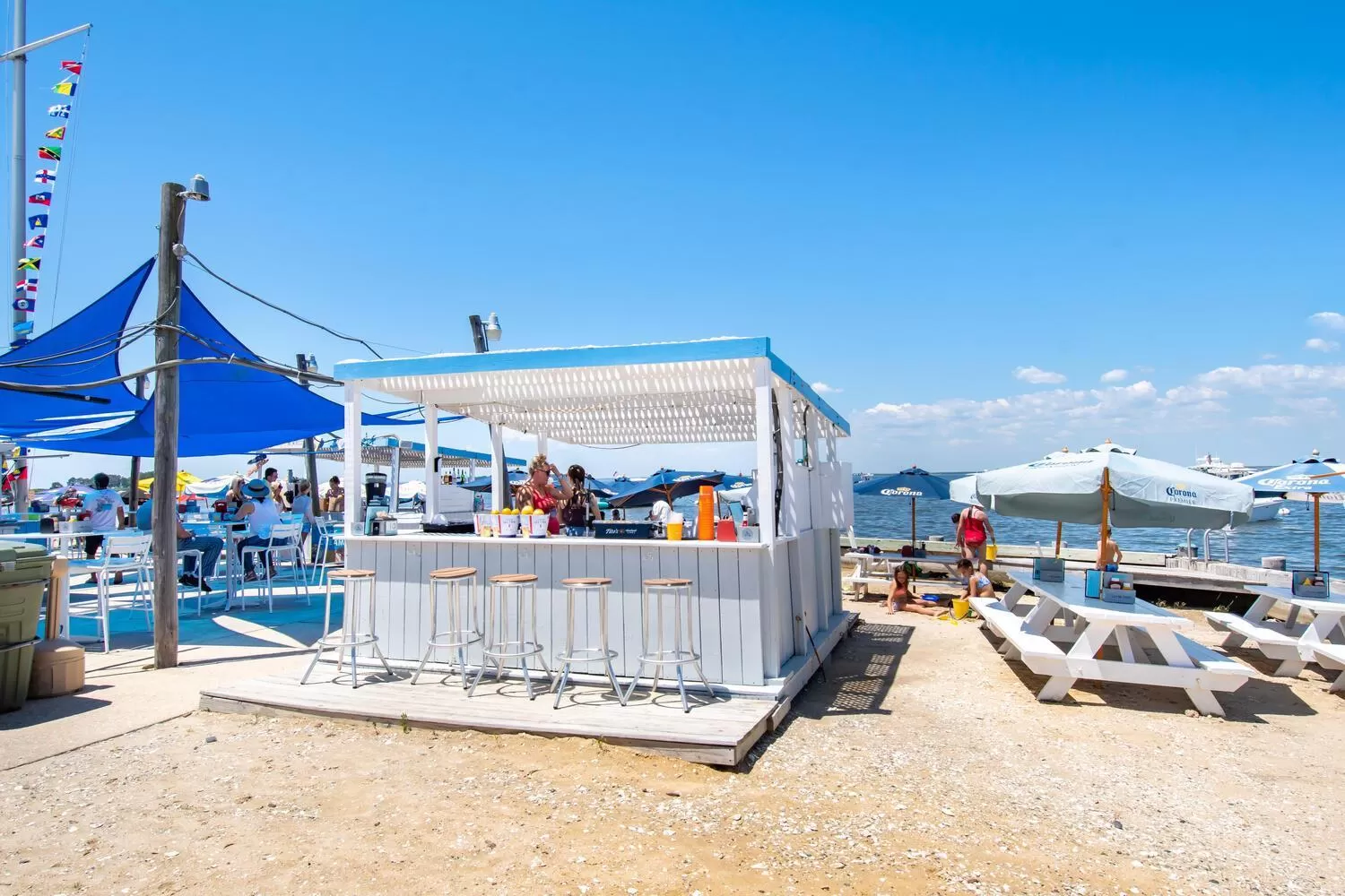 Beach in Lowes Wharf Marina Inn