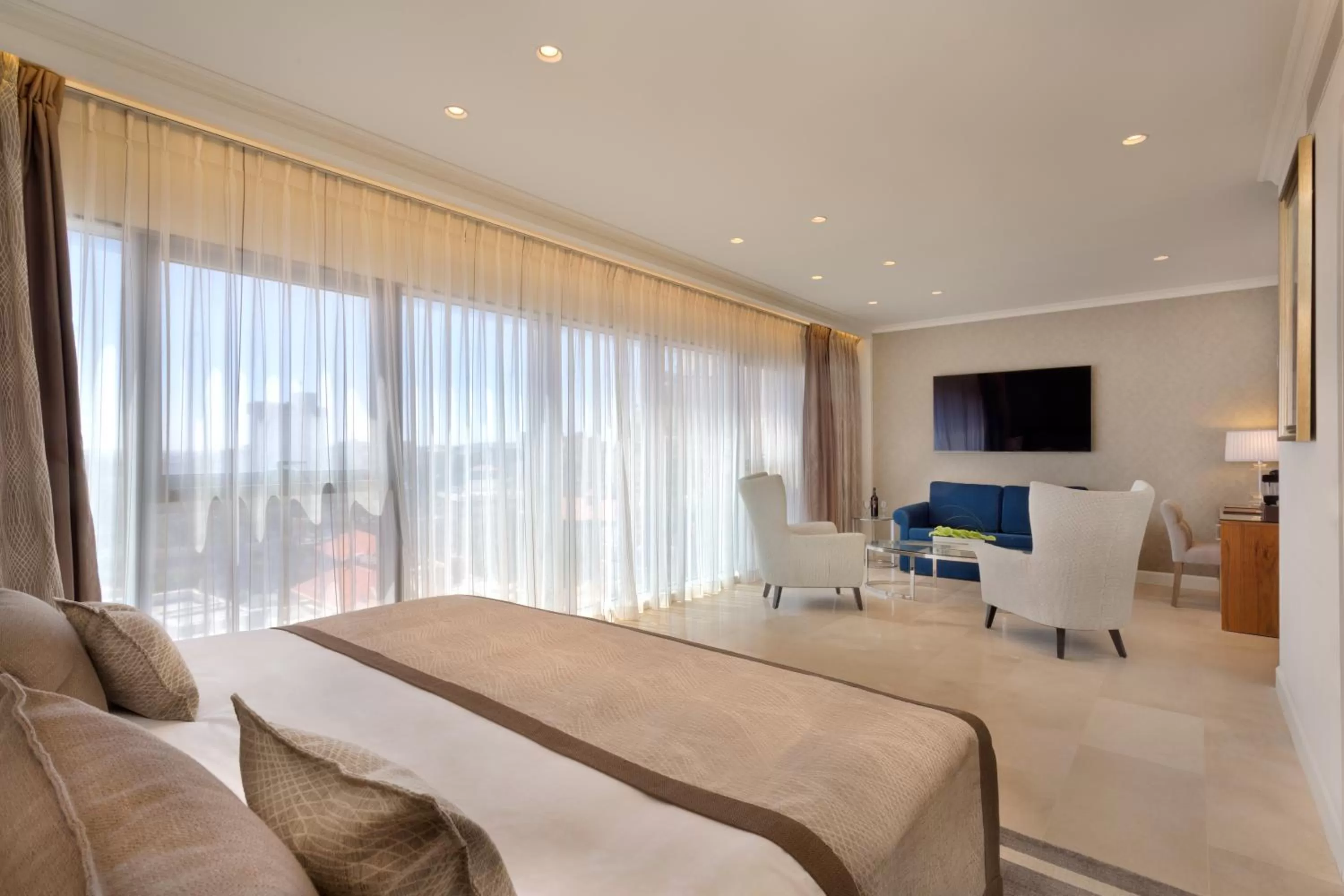 View (from property/room), Bed in Herbert Samuel Jerusalem