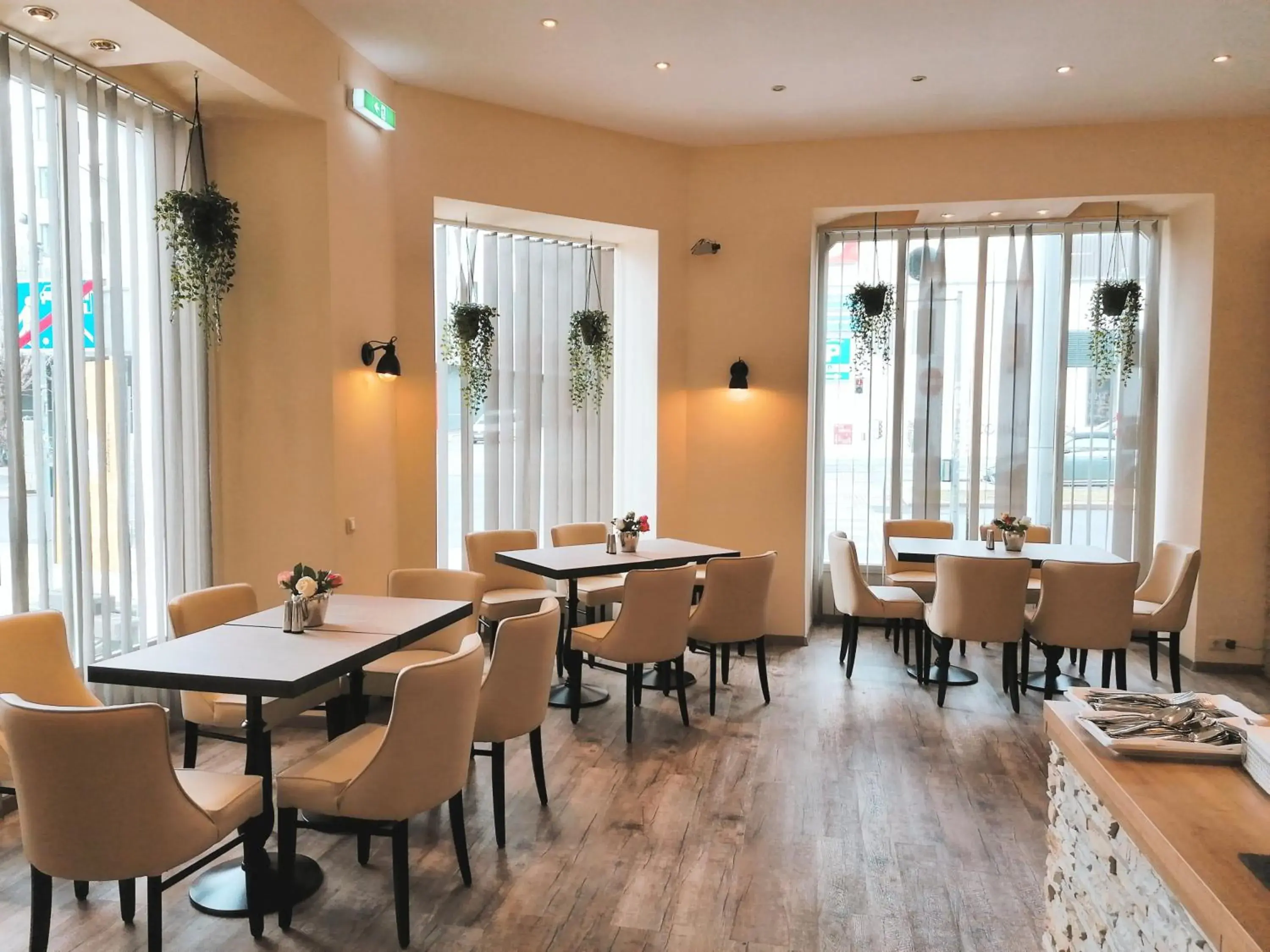 Restaurant/Places to Eat in Hotel Westbahn