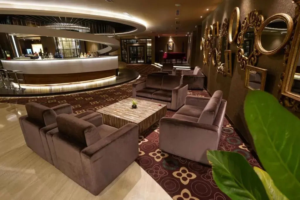 Lounge/Bar in Java Heritage Hotel Purwokerto