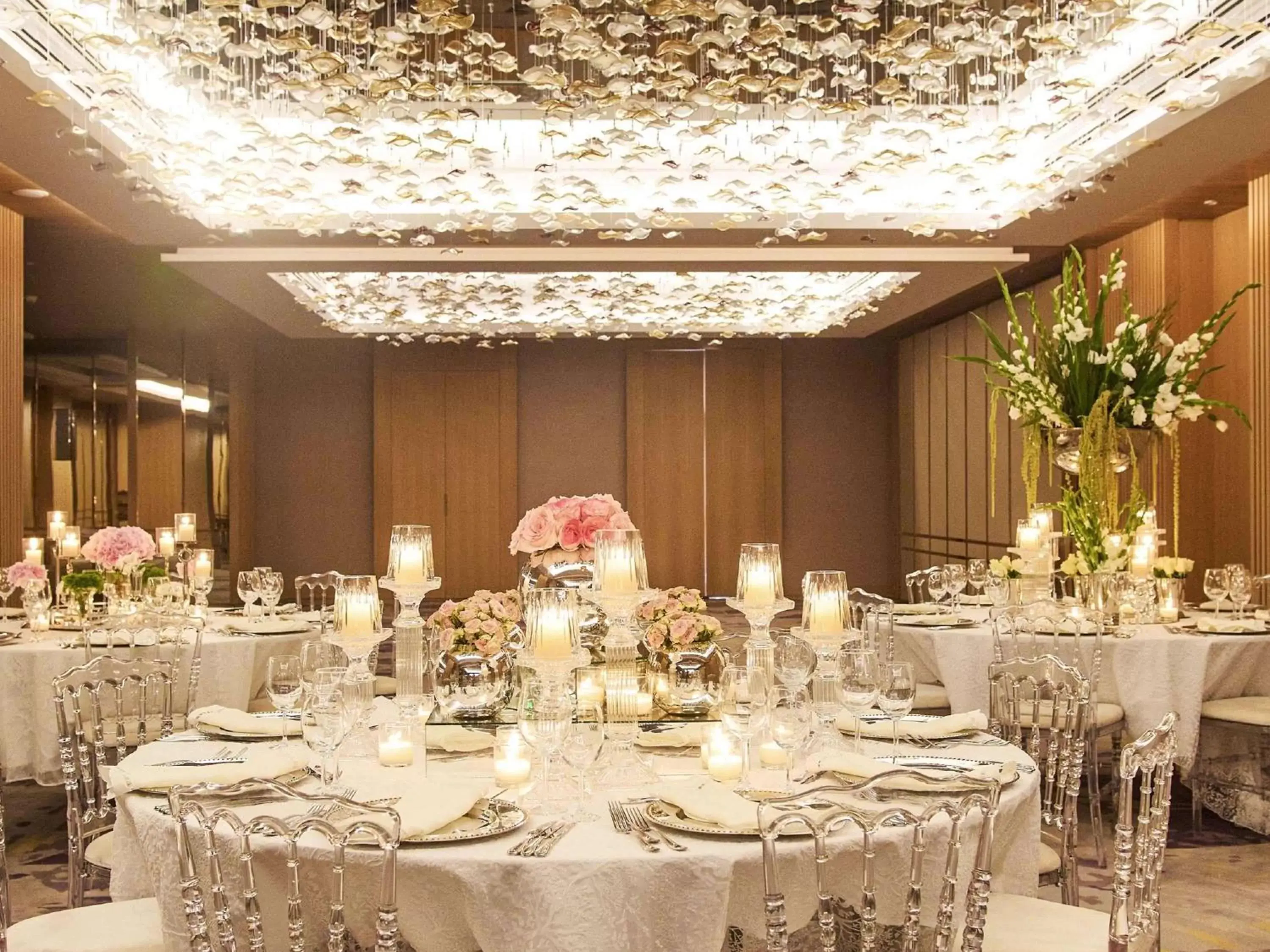 wedding, Banquet Facilities in Mövenpick Hotel Istanbul Bosphorus