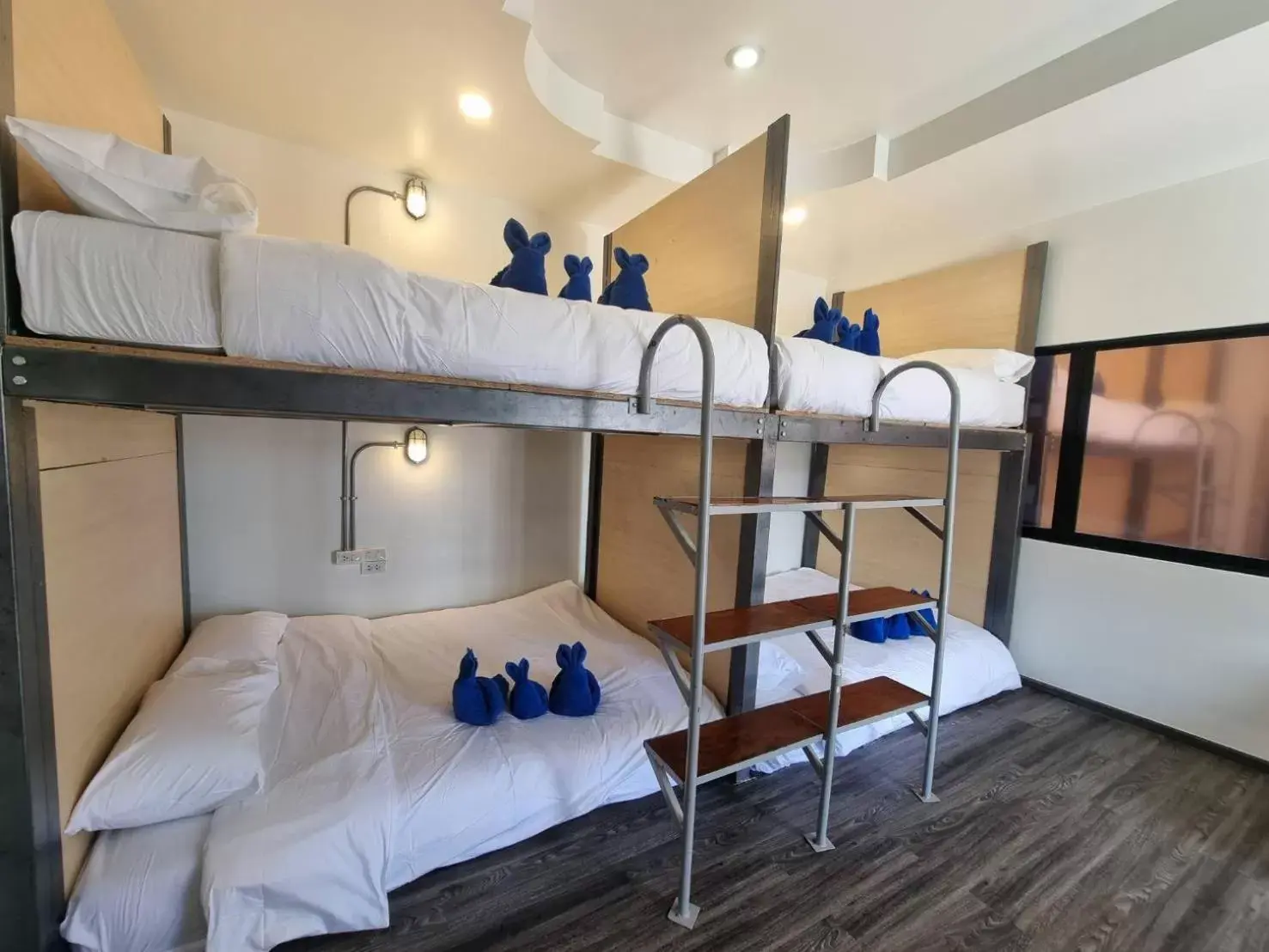 Bedroom, Bunk Bed in 7 Days Premium Hotel Pattaya