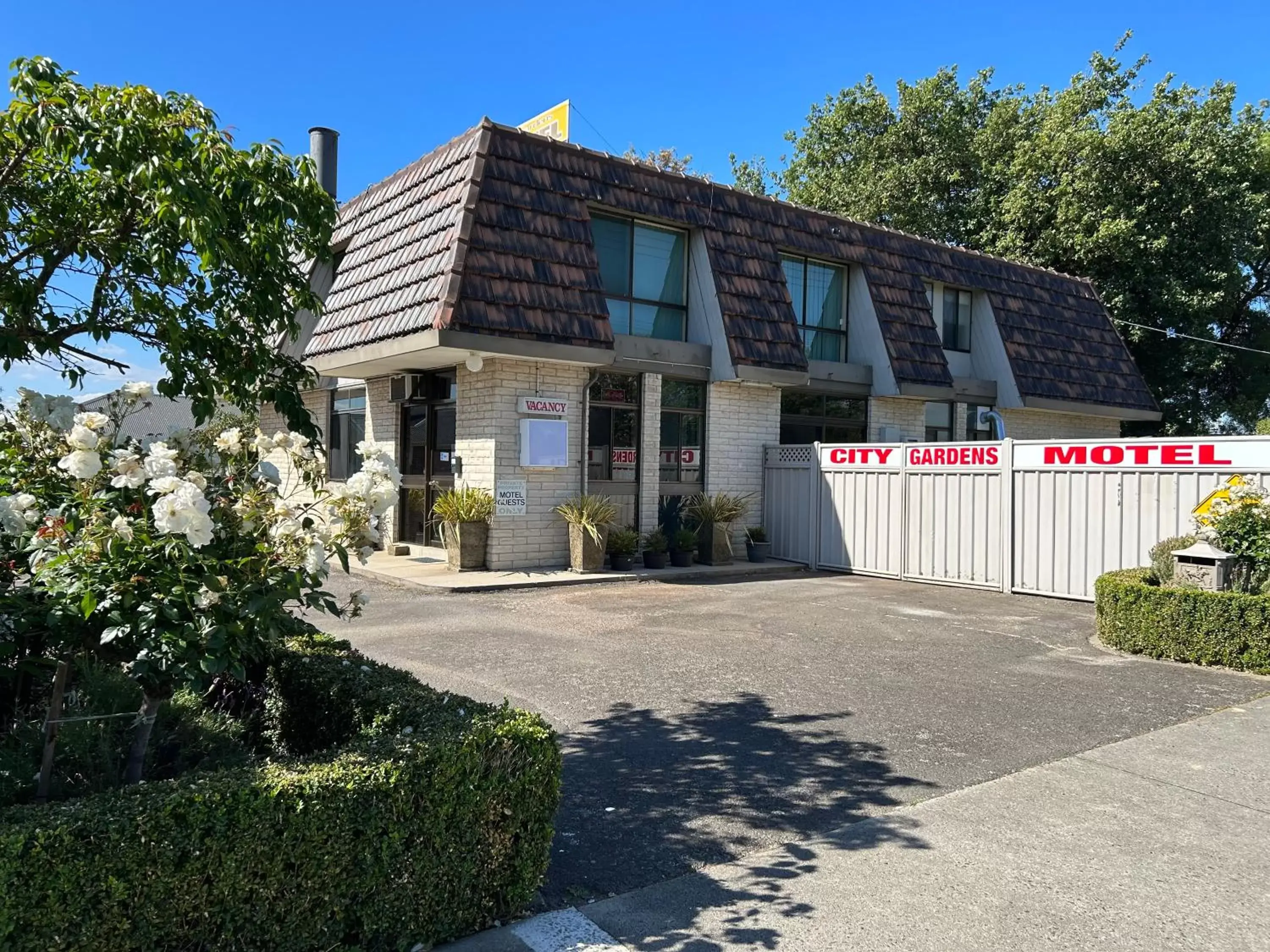 Property Building in City Gardens Motel