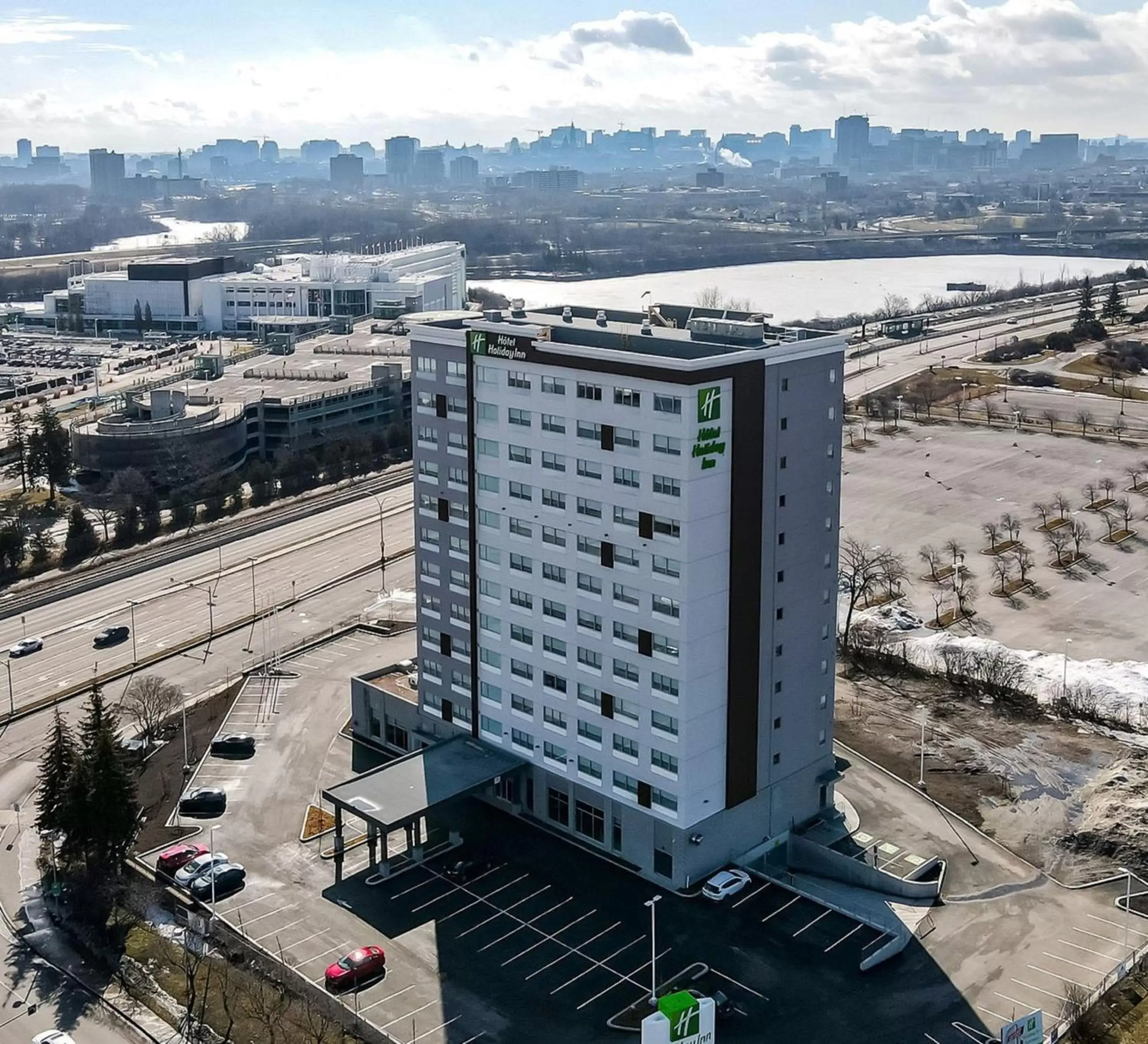 Property building, Bird's-eye View in Holiday Inn Gatineau - Ottawa, an IHG Hotel