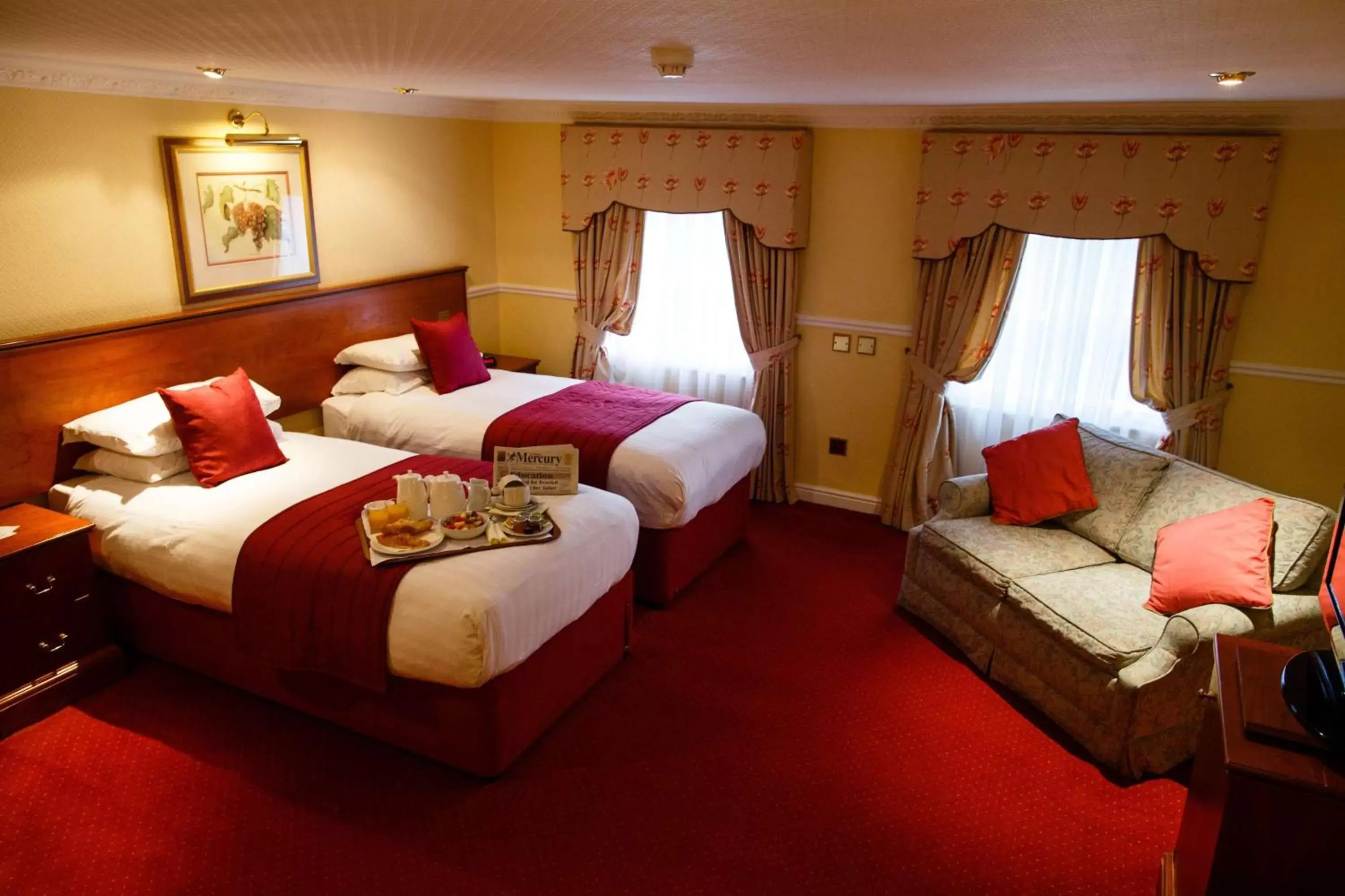 Photo of the whole room in Best Western Lichfield City Centre The George Hotel