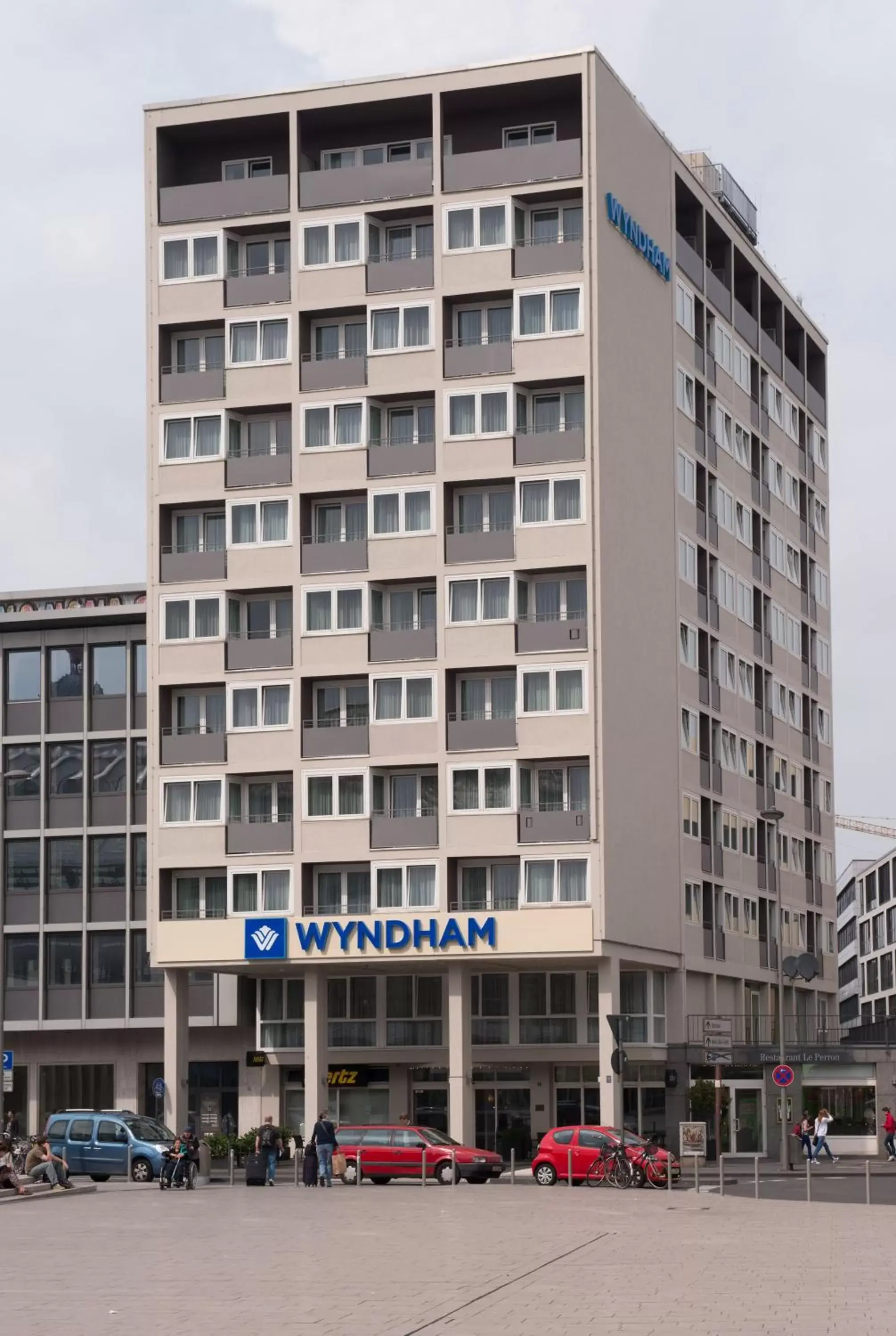 Facade/entrance, Property Building in Wyndham Köln