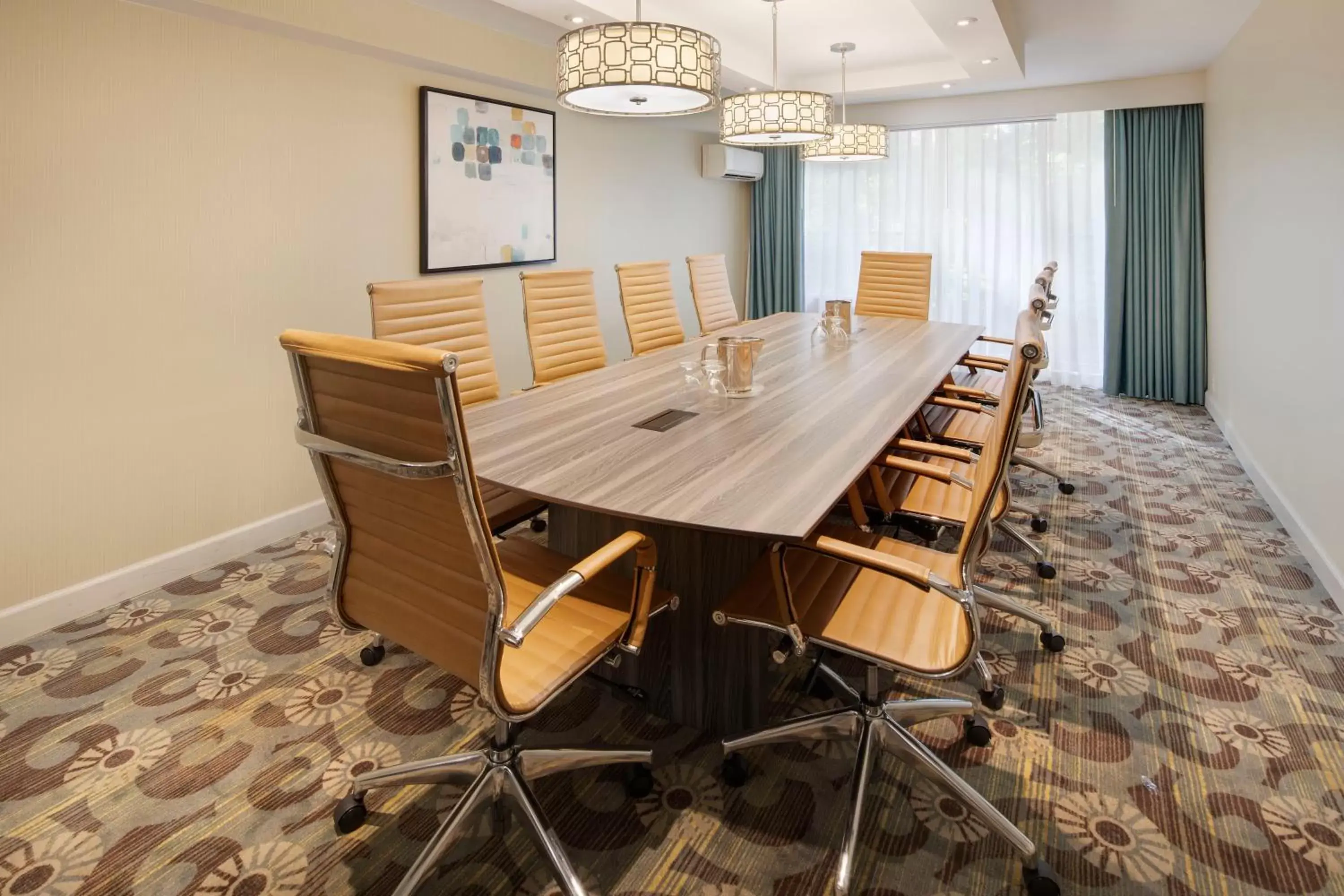 Meeting/conference room in Holiday Inn University Area Charlottesville, an IHG Hotel