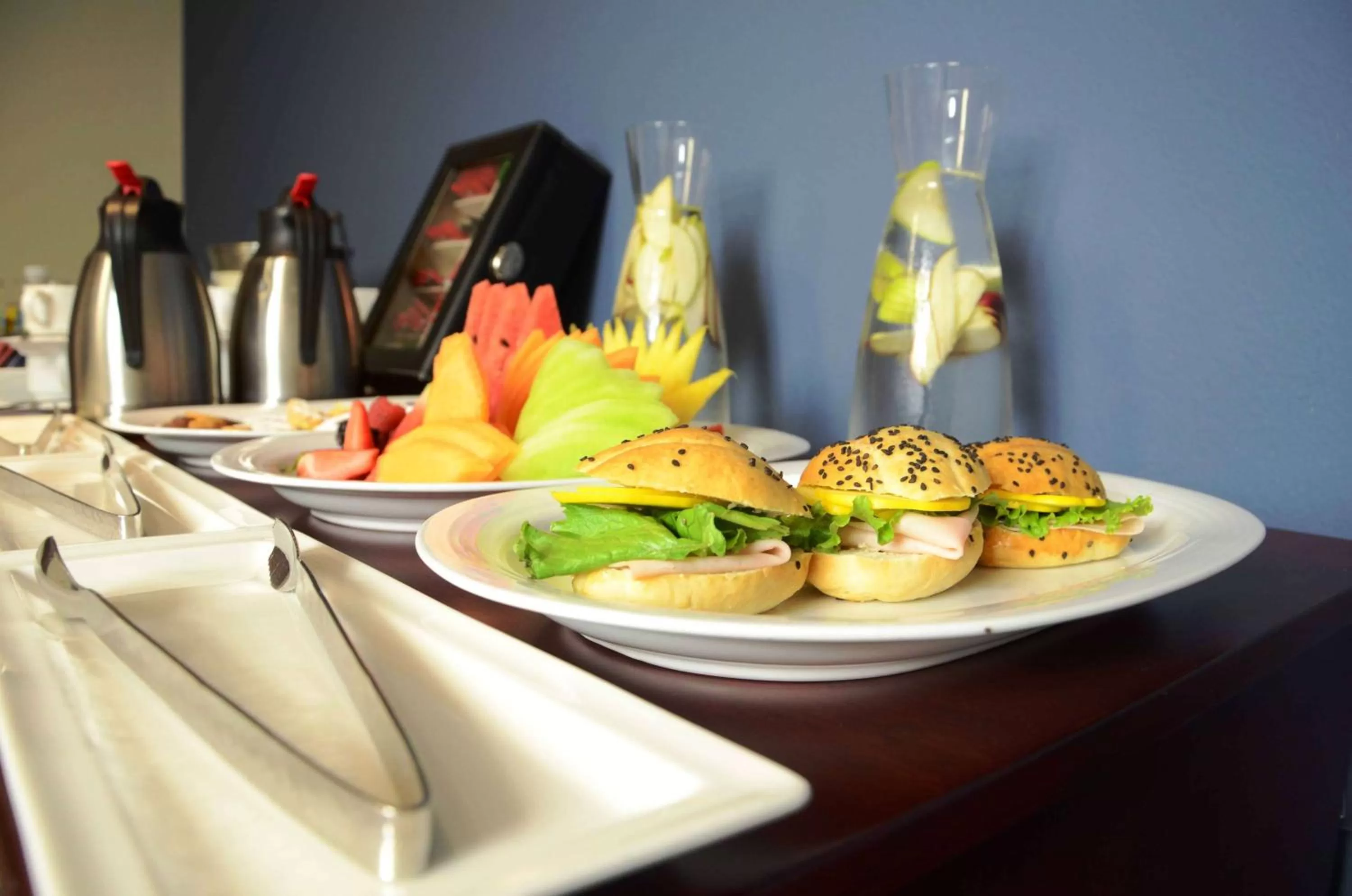 Dining area in Hilton Mexico City Airport
