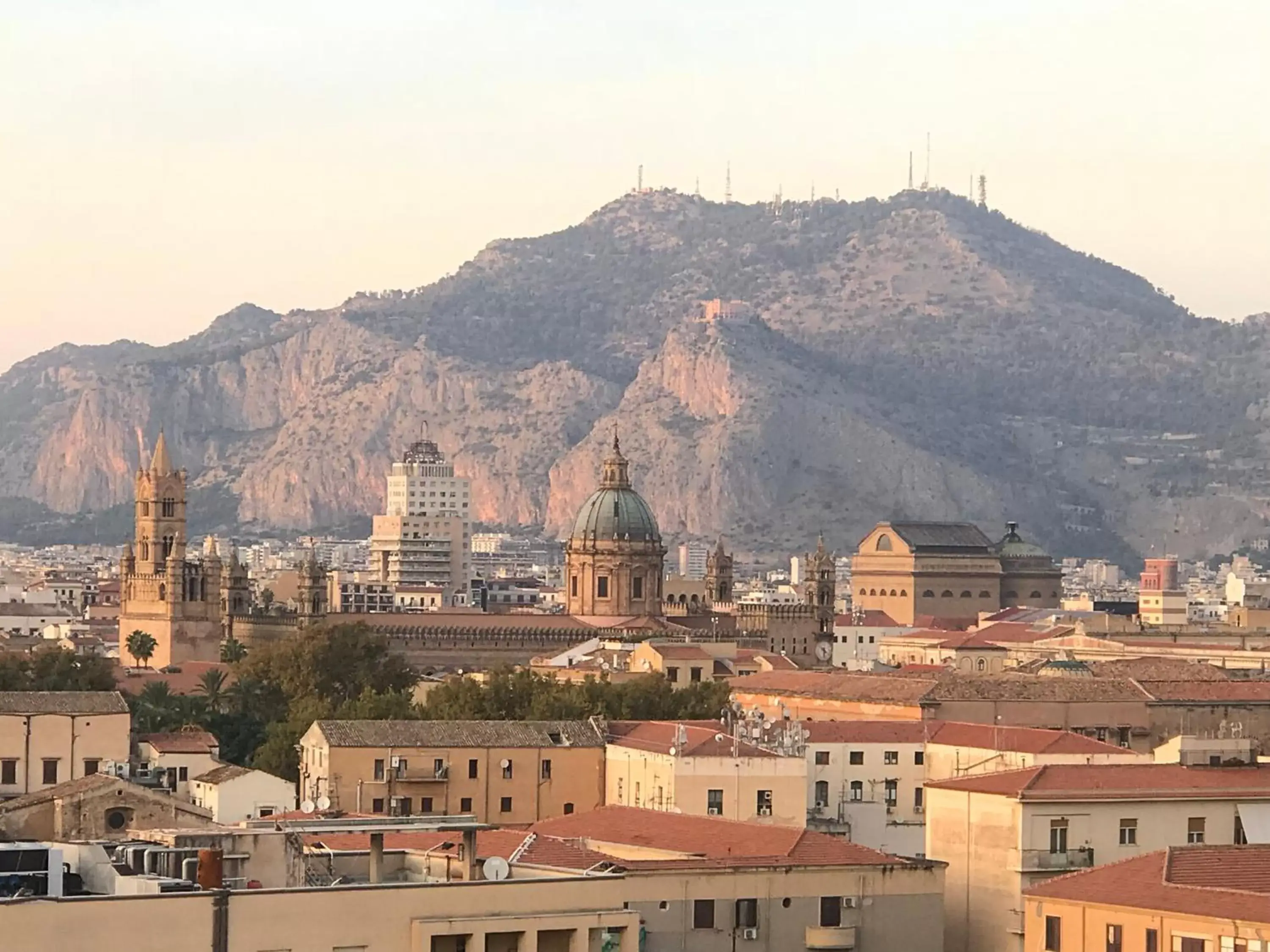 City view, Mountain View in LeAlbe di Sicilia