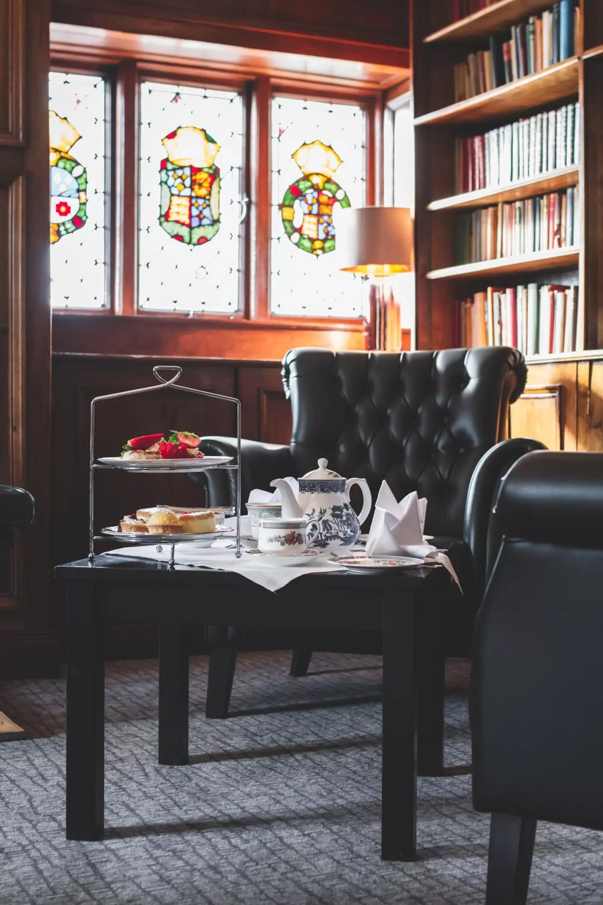 Library, Restaurant/Places to Eat in Stifford Hall Hotel Thurrock