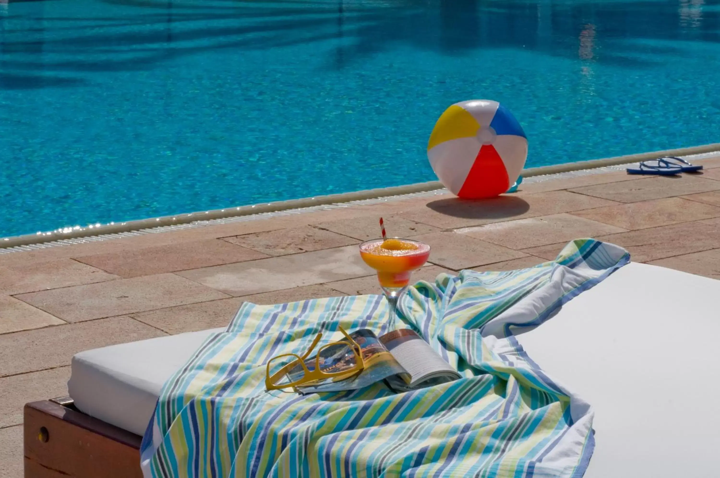 Swimming pool in Leonardo Royal Resort Eilat Swimming pool in Leonardo Royal Resort Eilat