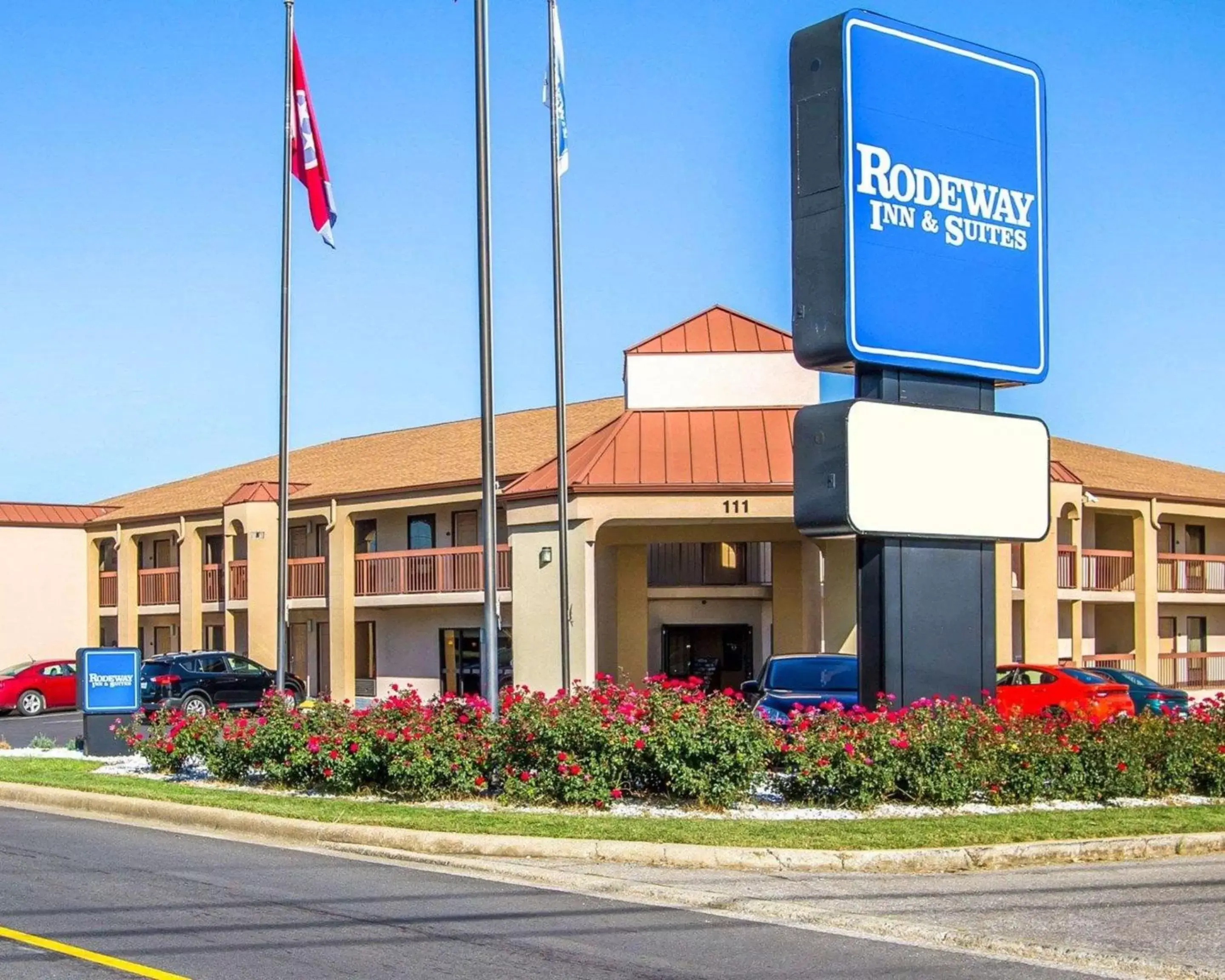 Property building in Rodeway Inn & Suites