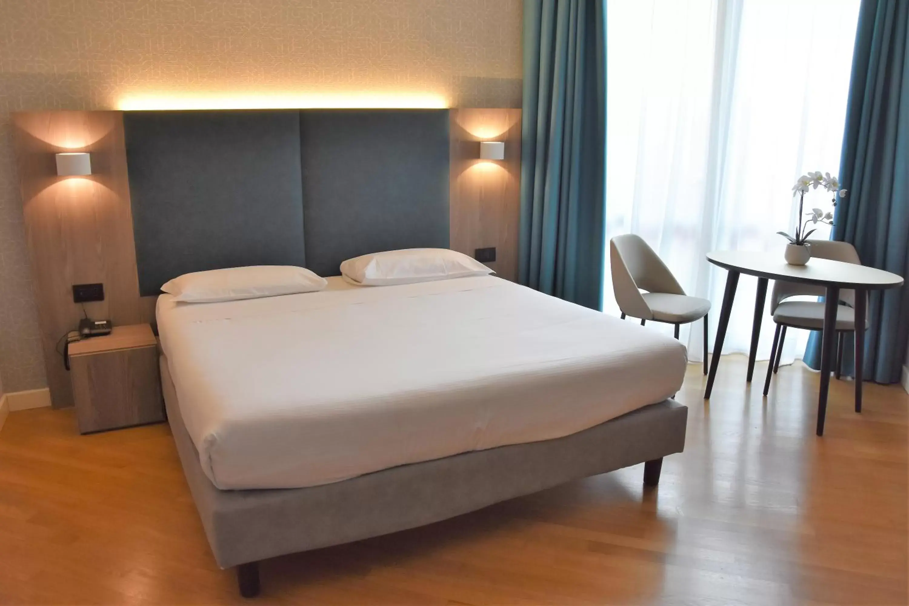 Bed in Hotel Motel Prestige