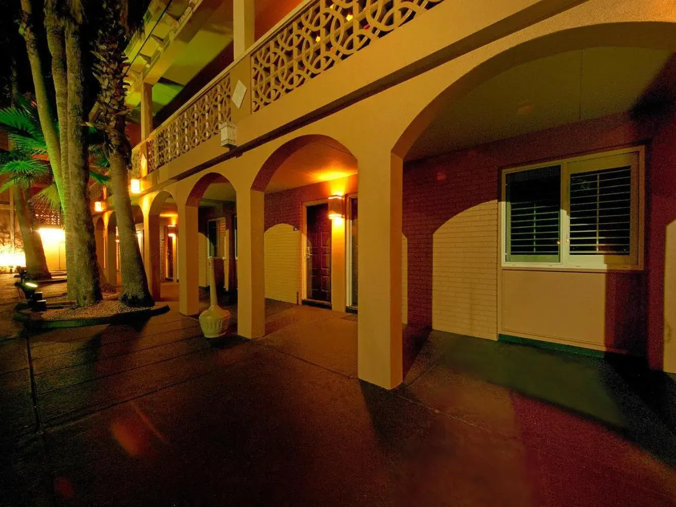 Facade/entrance in Tahitian Inn Boutique Hotel Tampa
