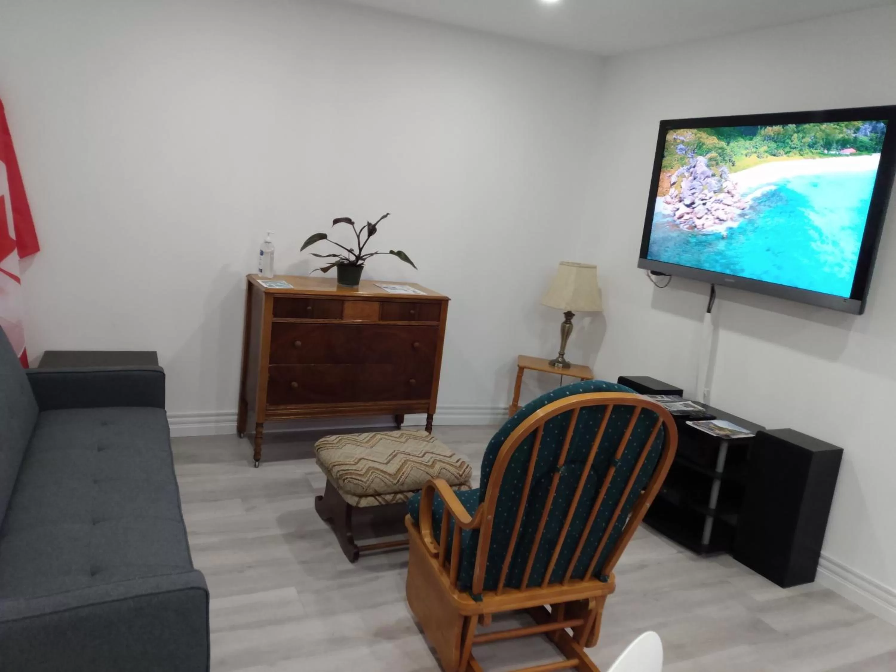 Communal lounge/ TV room in Healing Touch Holistic Living Space