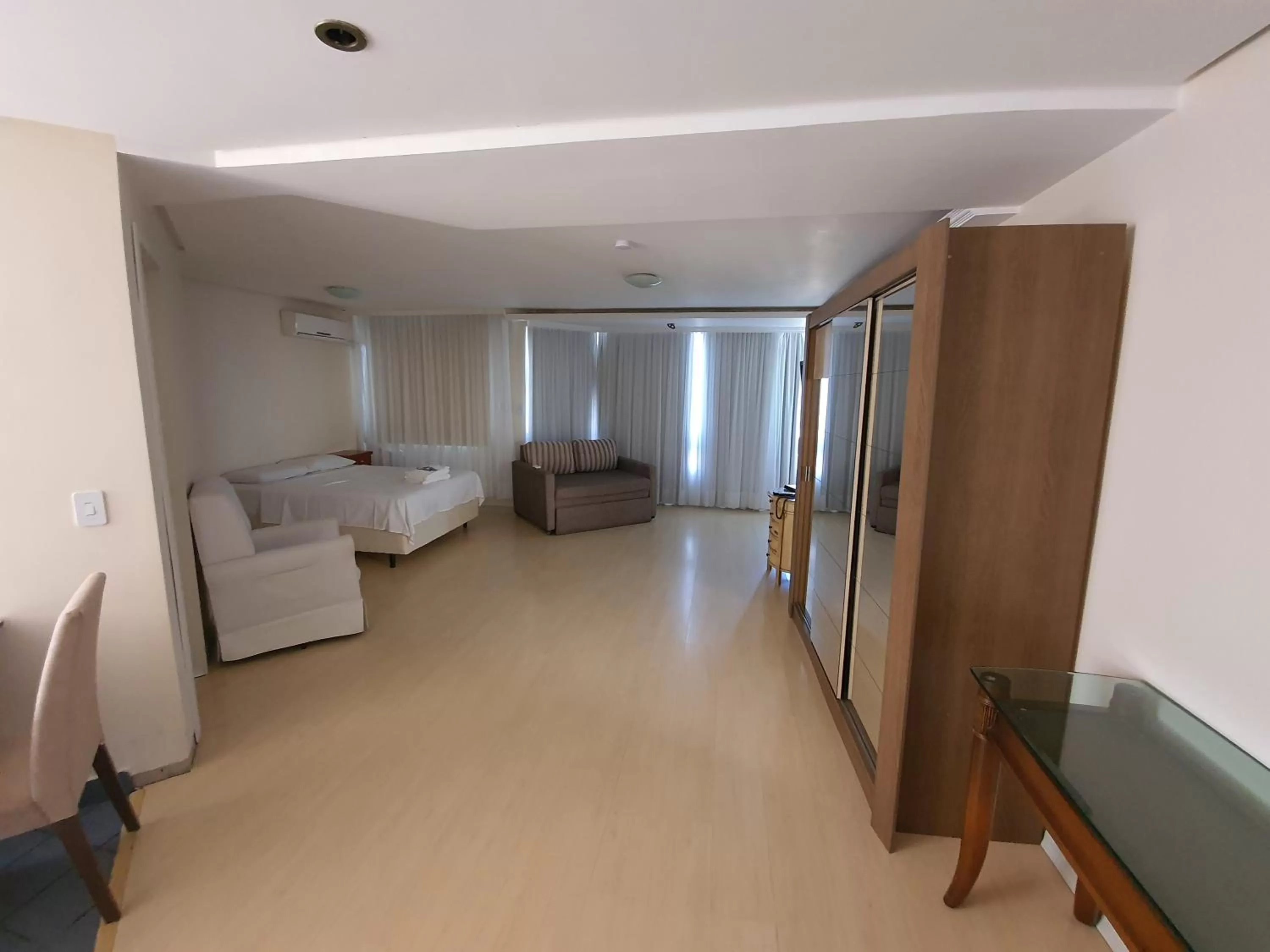 Living room in Manhattan Apart Hotel