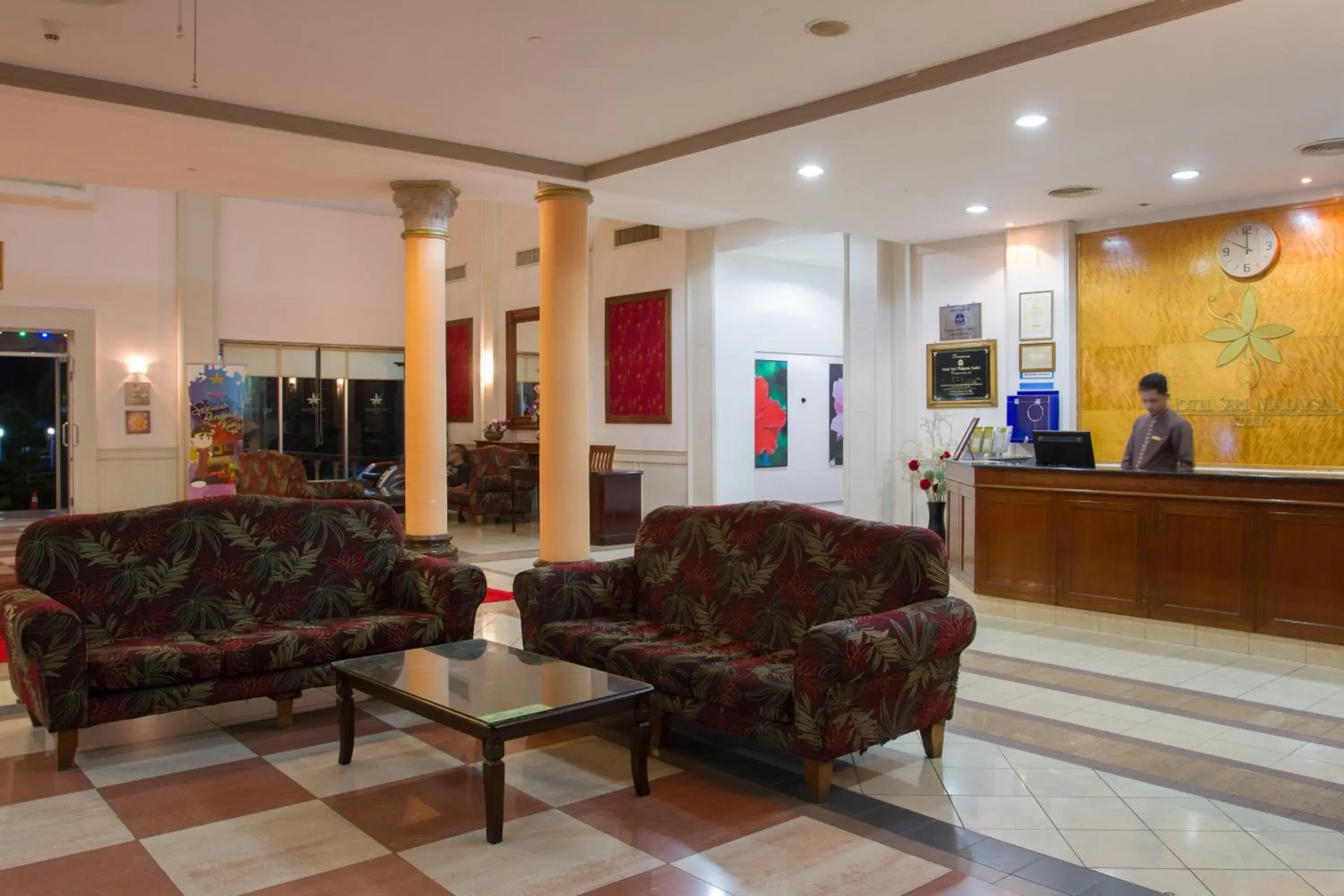 Staff, Lobby/Reception in Hotel Seri Malaysia Kulim