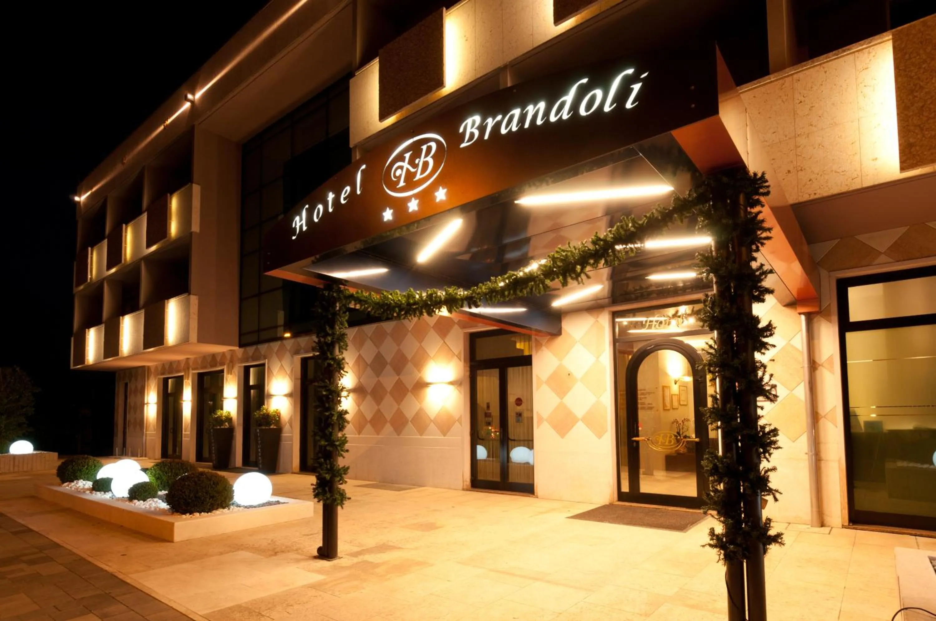 Facade/entrance in Hotel Brandoli