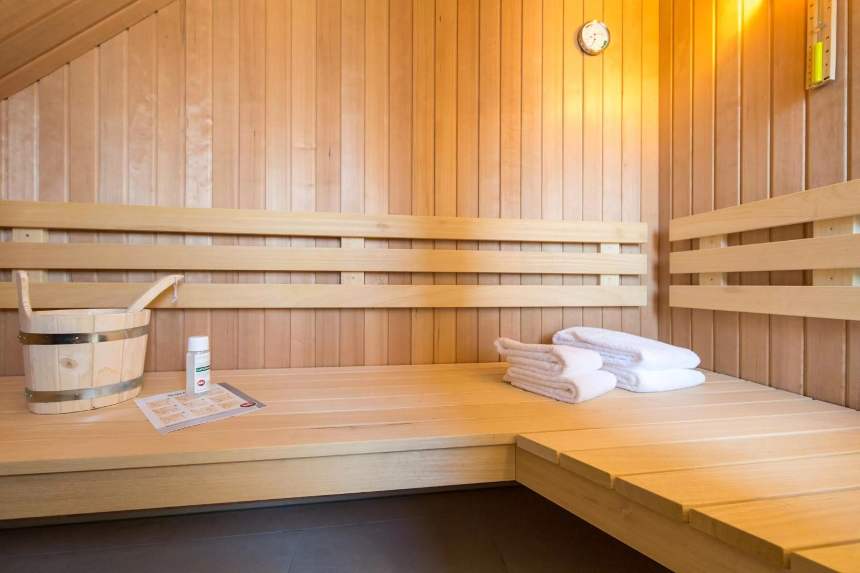 Sauna, Bed in Ostsee-Strandhaus-Holnis