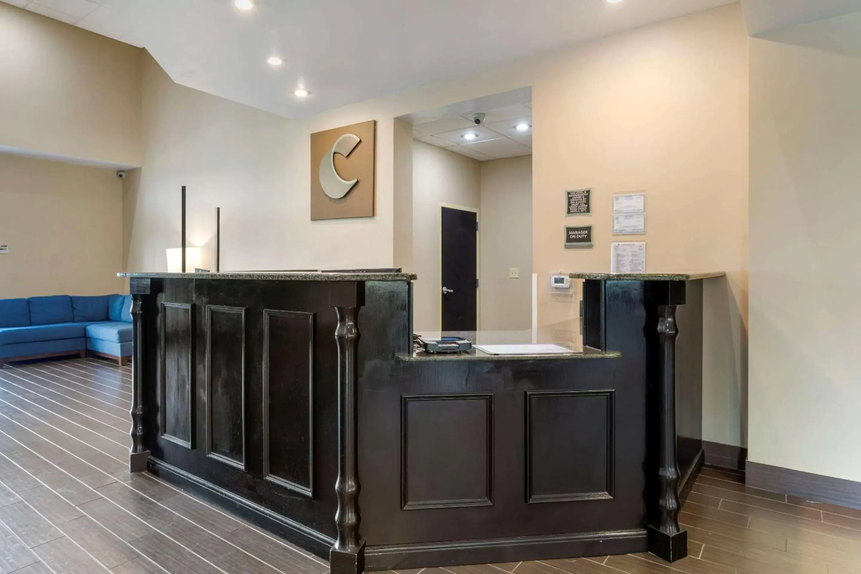 Lobby or reception in Comfort Suites Kingsport South Lobby or reception in Comfort Suites Kingsport South