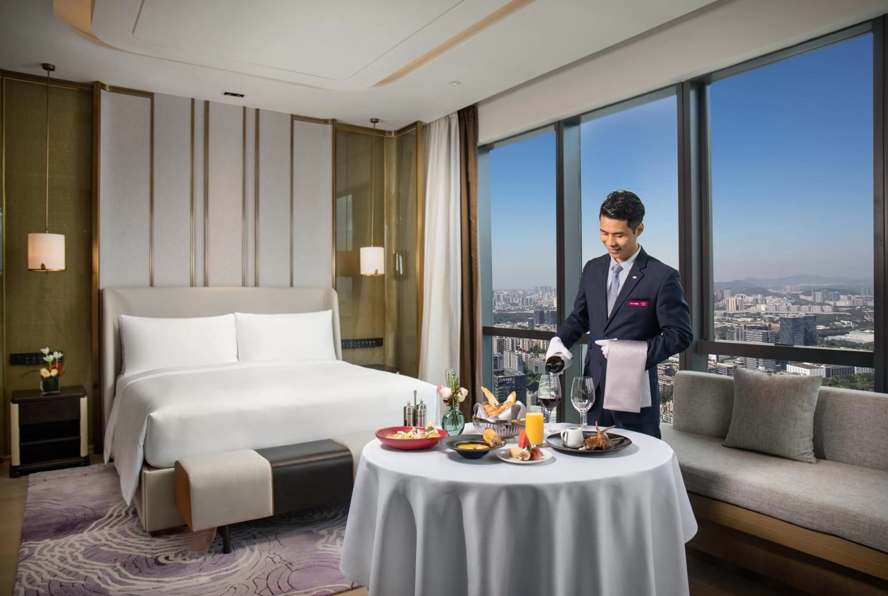 Photo of the whole room in Crowne Plaza Shenzhen Nanshan by IHG