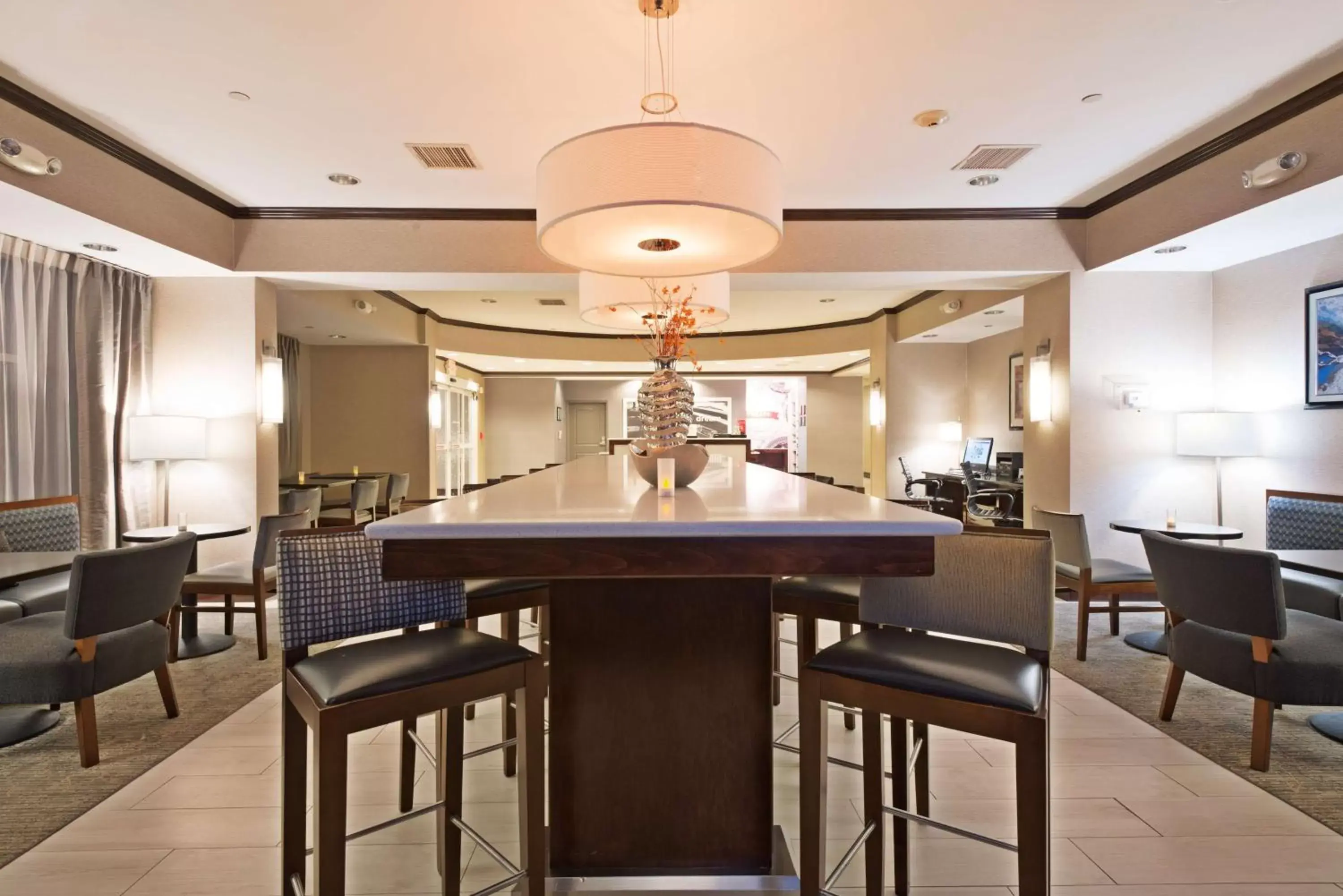 Lobby or reception in Hampton Inn Gainesville-Haymarket