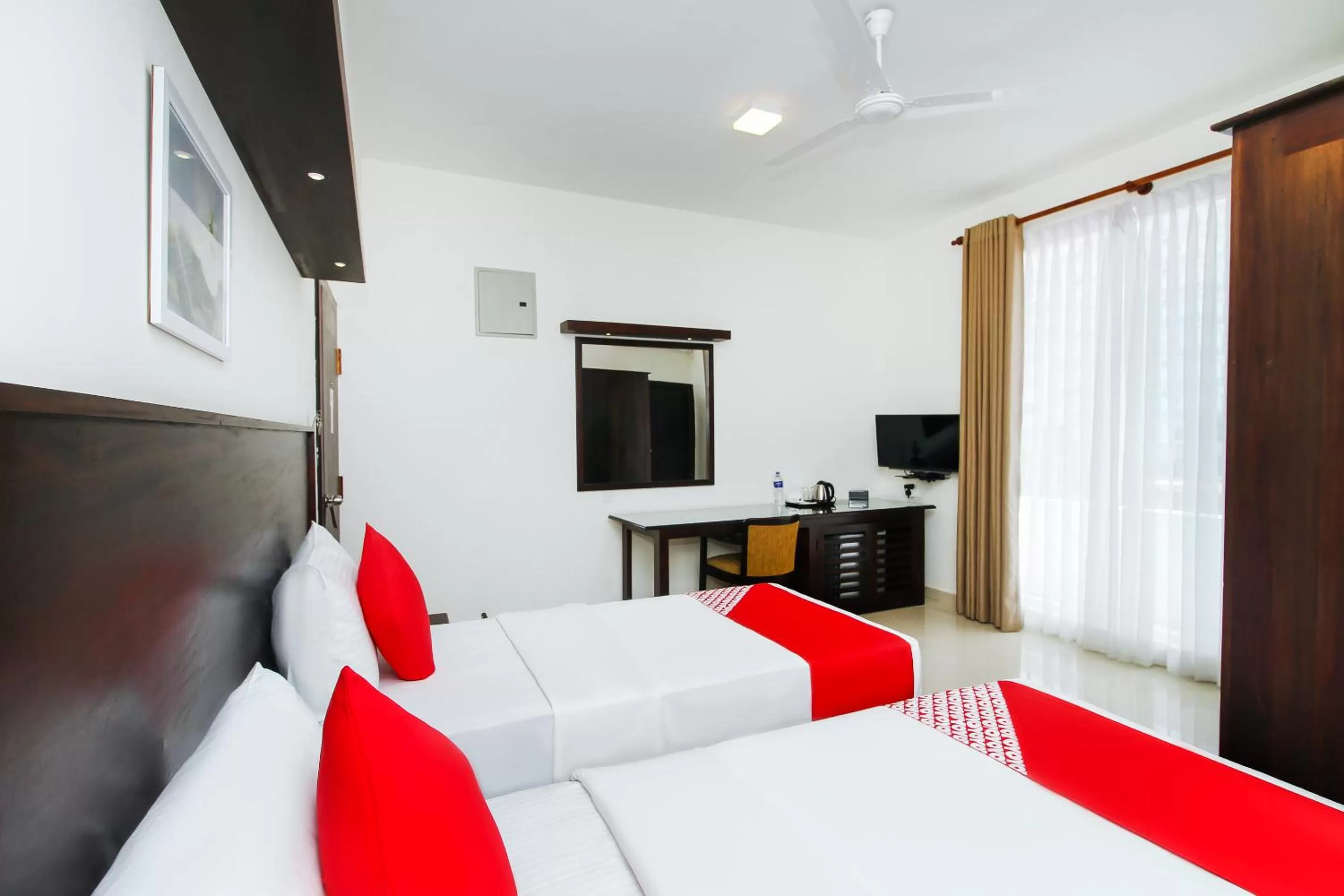 Photo of the whole room, Bed in Hotel Nelly Marine