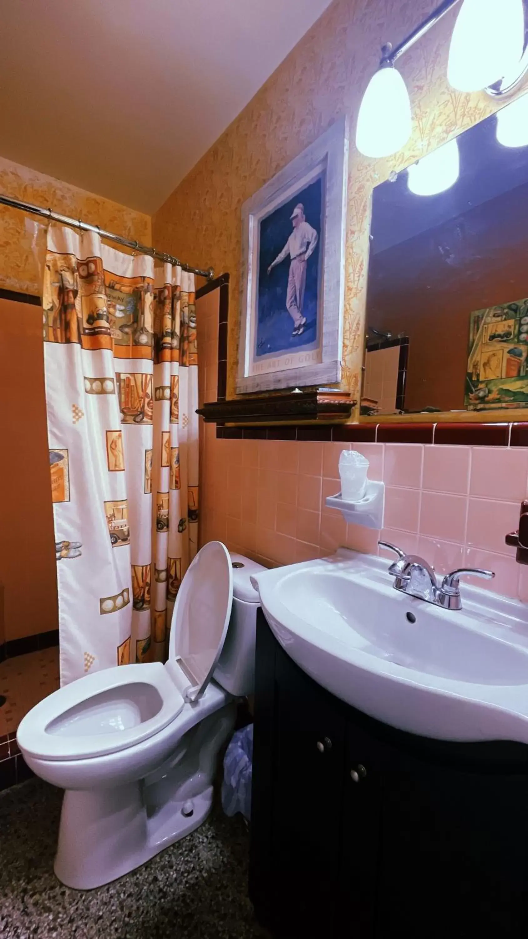 Bath, Bathroom in Shamrock Cove Inn