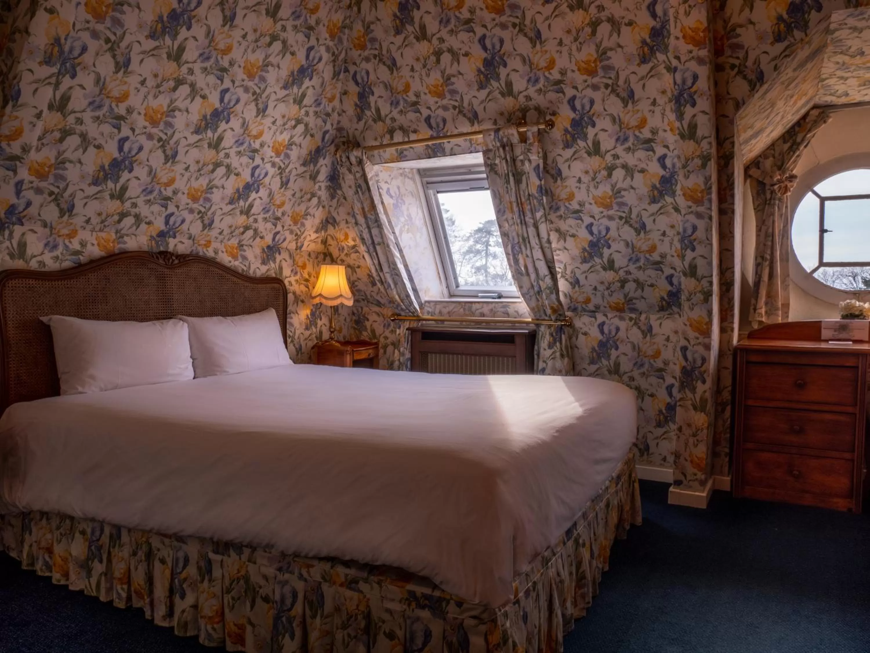 Bedroom, Bed in Château Des Bondons EI