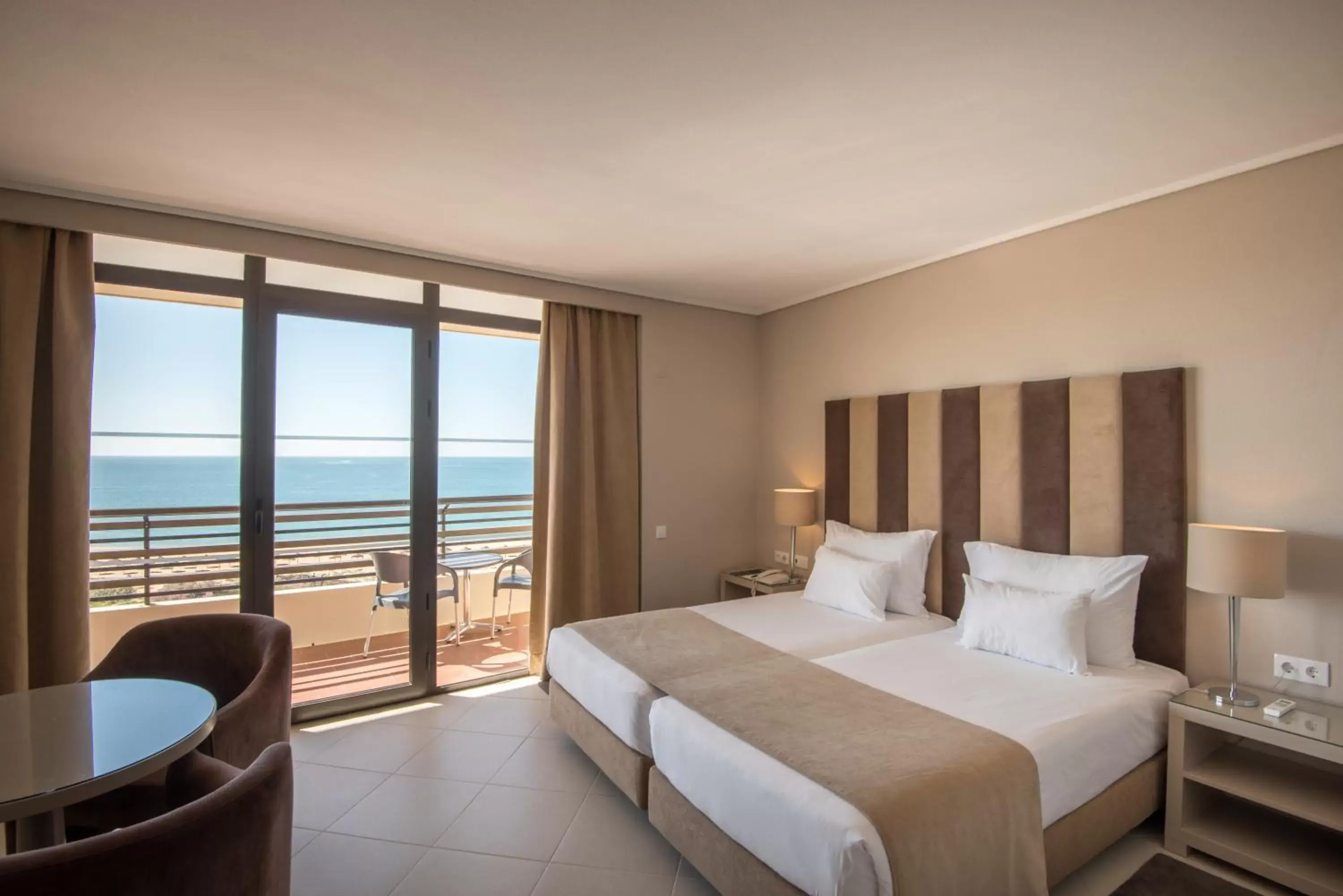 Sea view, Bed in Vila Gale Ampalius