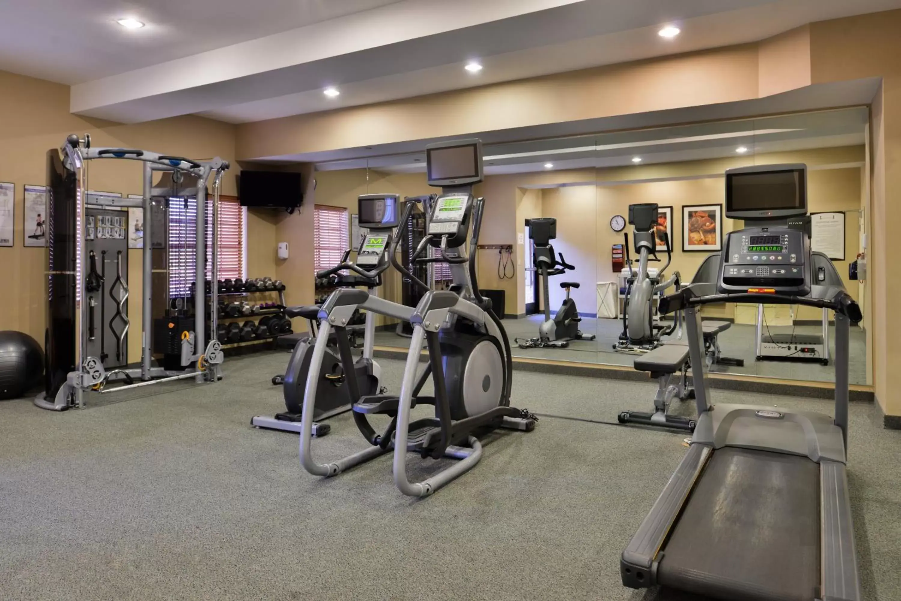 Fitness centre/facilities, Fitness Center/Facilities in Staybridge Suites Oklahoma City, an IHG Hotel