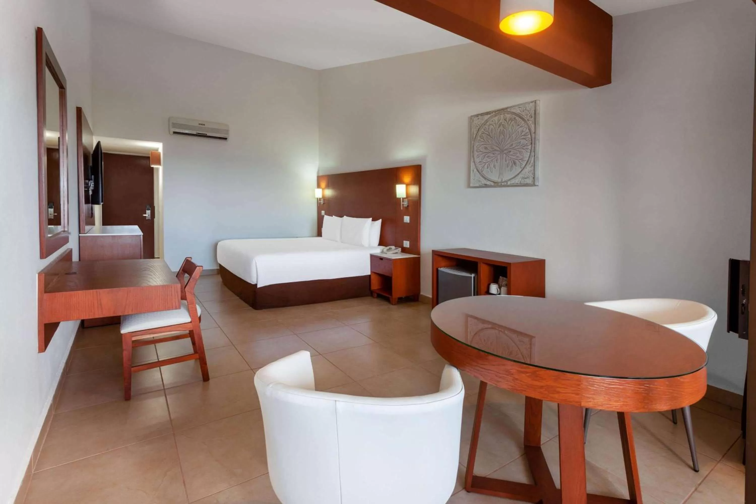 Photo of the whole room, Bed in Cozumel Hotel & Resort Trademark Collection by Wyndham