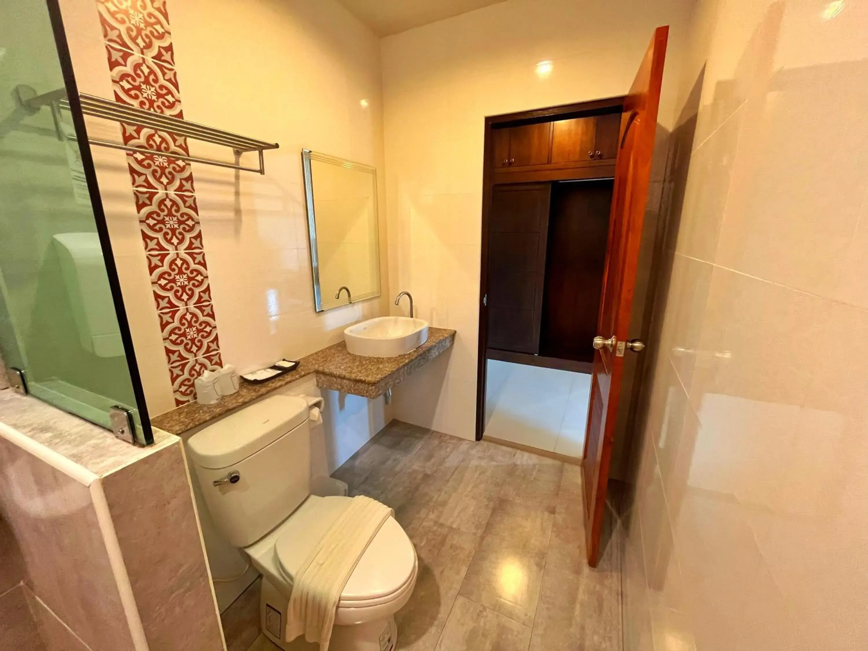 Bathroom in Peak Boutique City Hotel Krabi