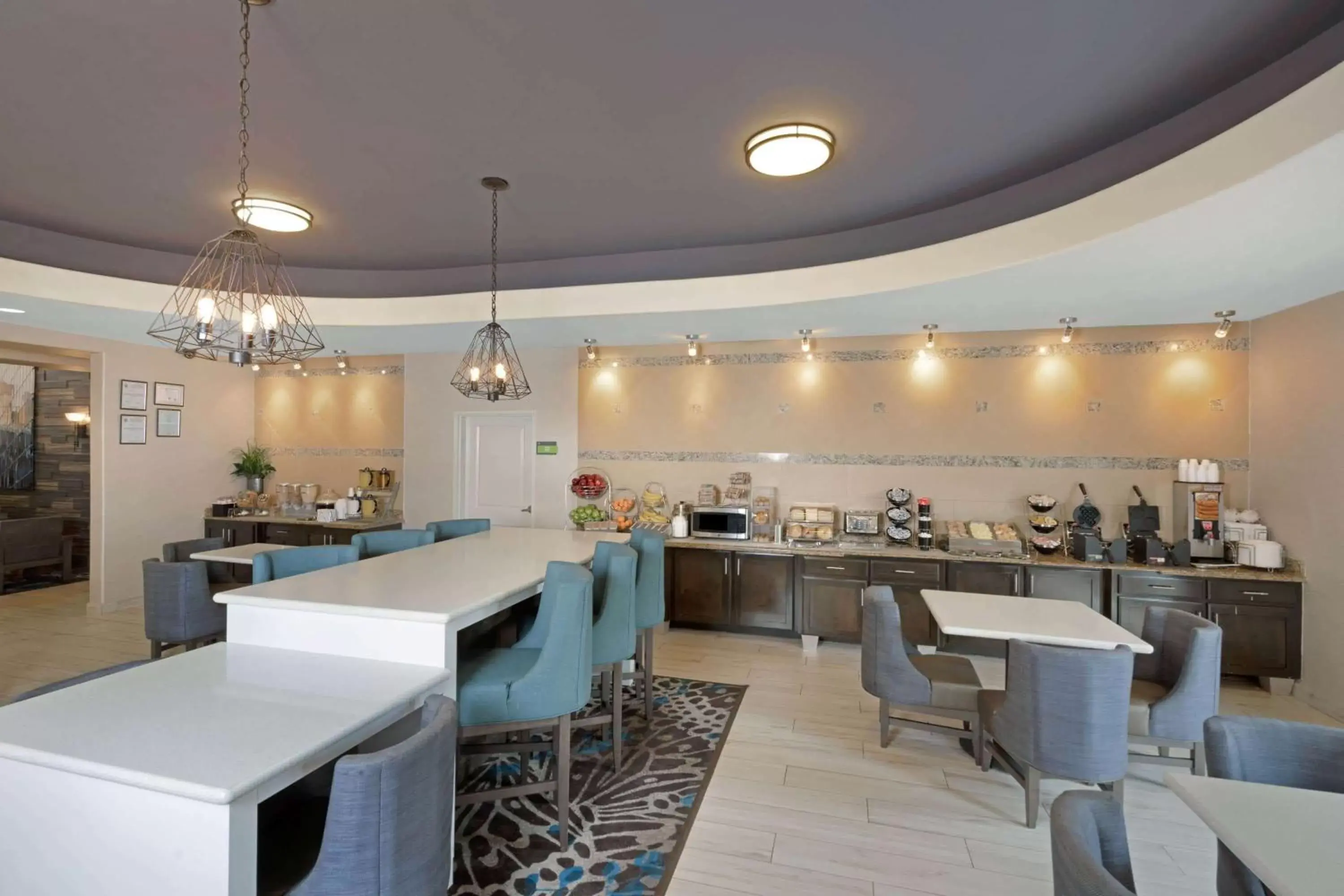 Restaurant/Places to Eat in La Quinta by Wyndham Houston Energy Corridor