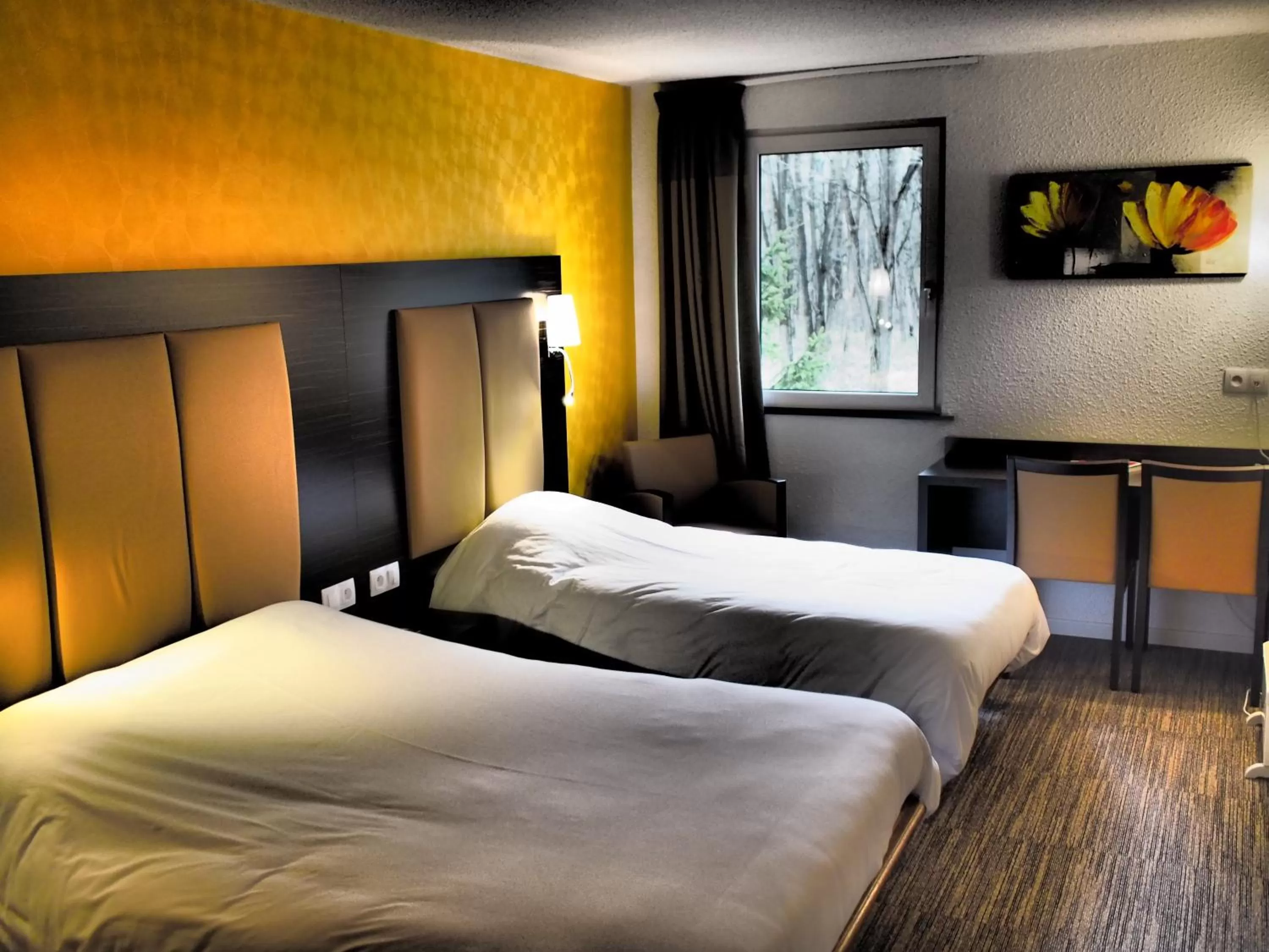 Photo of the whole room, Bed in Hôtel et Restaurant Aster, Saint-Avold Nord