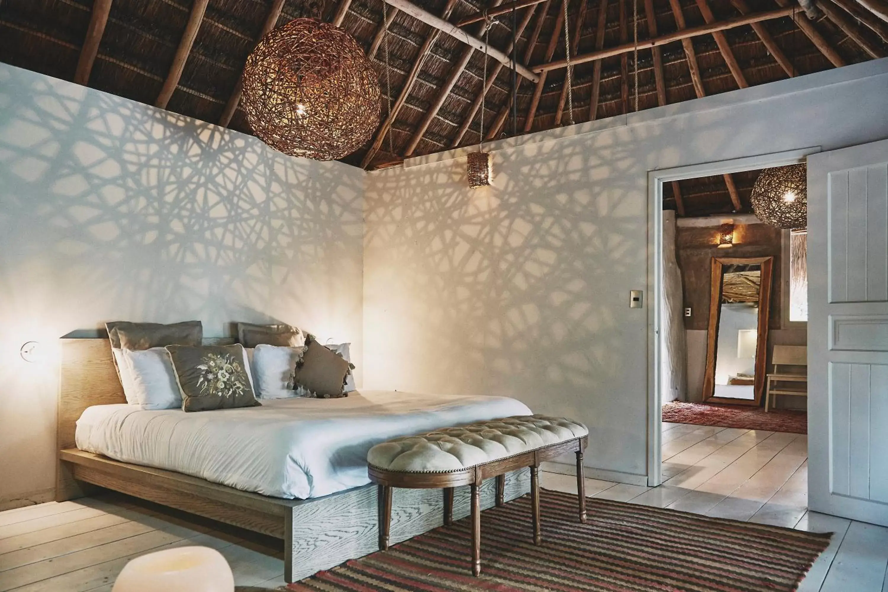 Photo of the whole room, Bed in Nomade Tulum